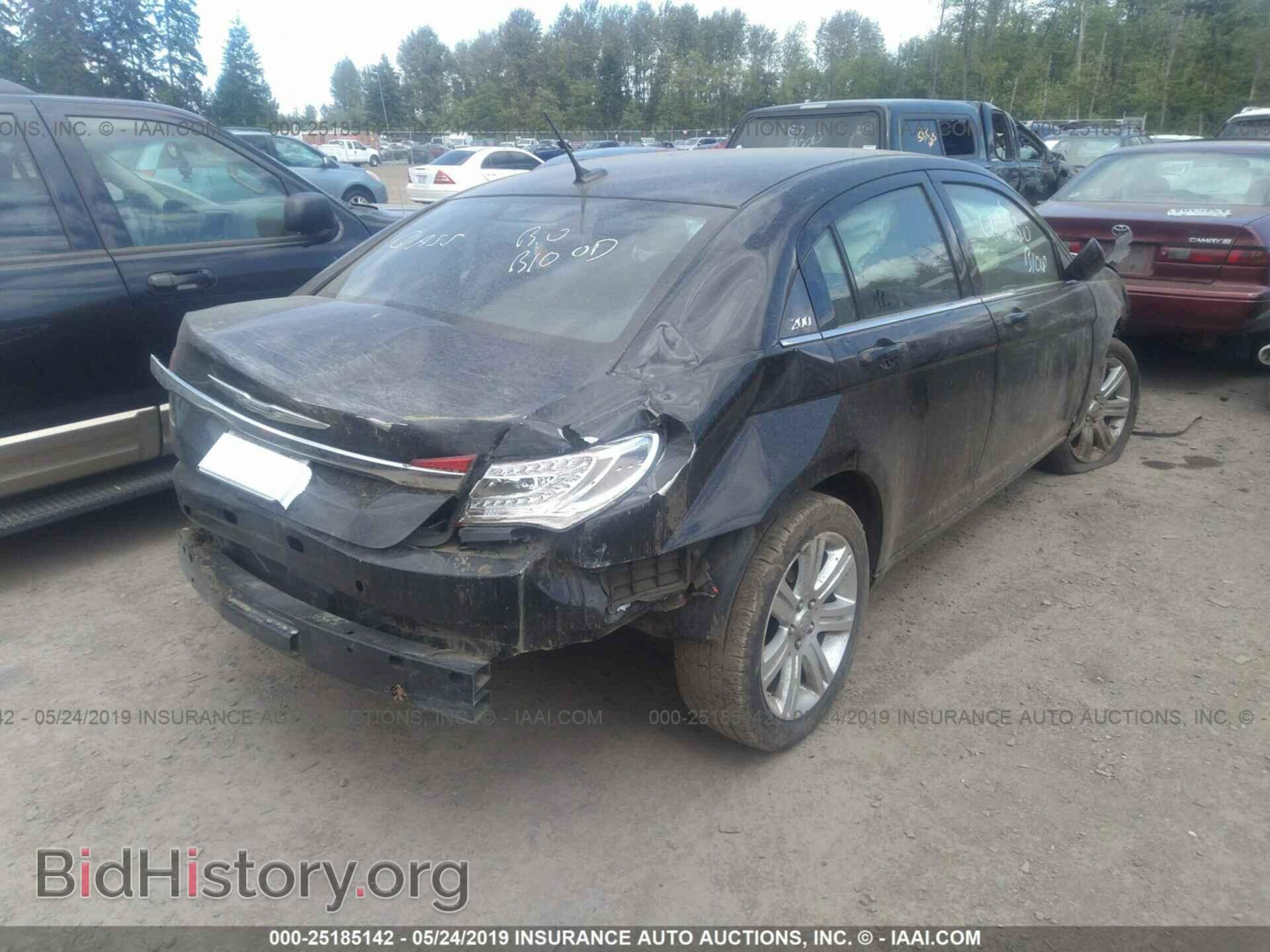 2013 CHRYSLER 200 - VIN: 1C3CCBBB7DN735487 - Фото 4