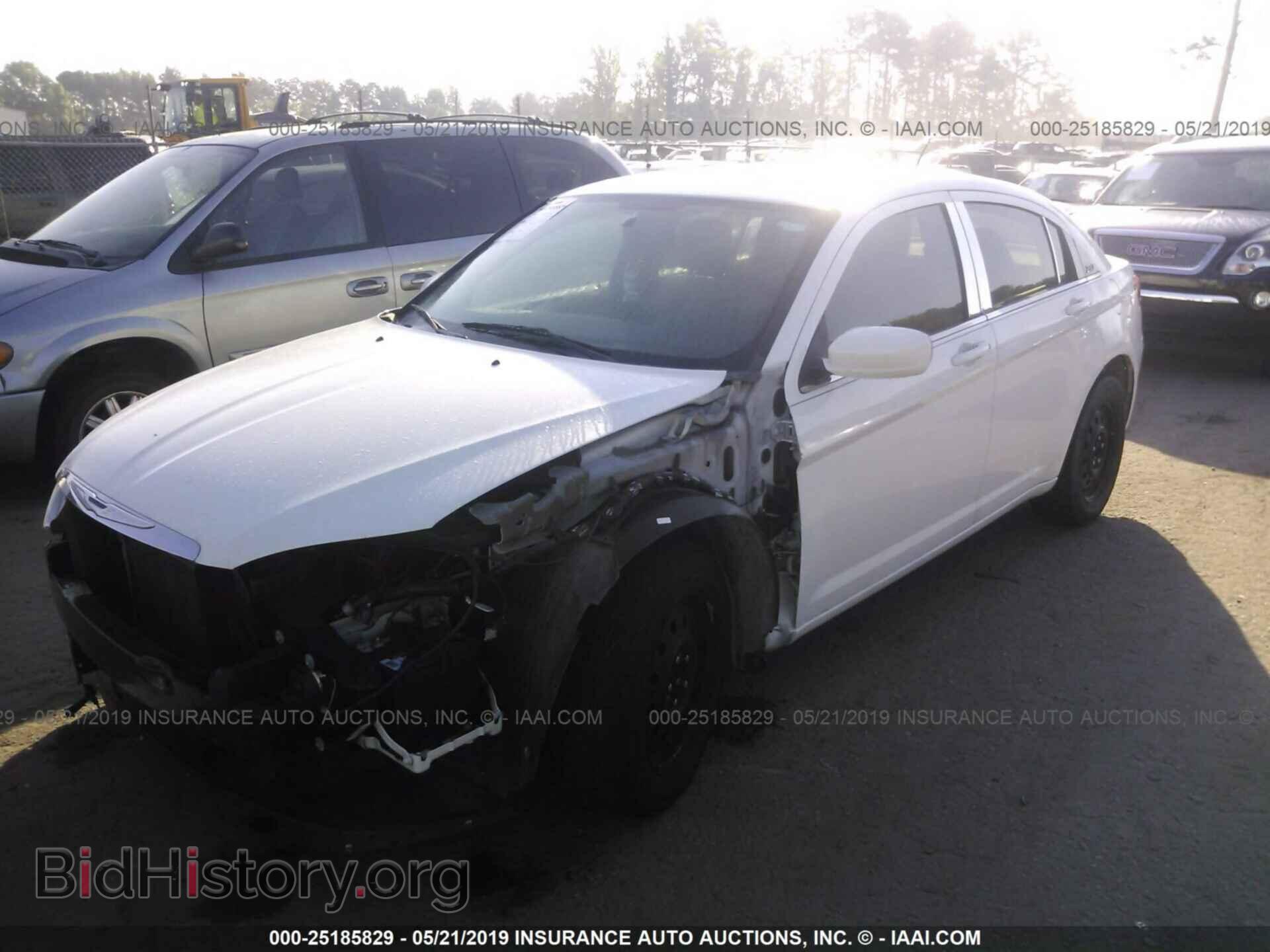 2013 CHRYSLER 200 - VIN: 1C3CCBBB2DN614589 - Photo 2