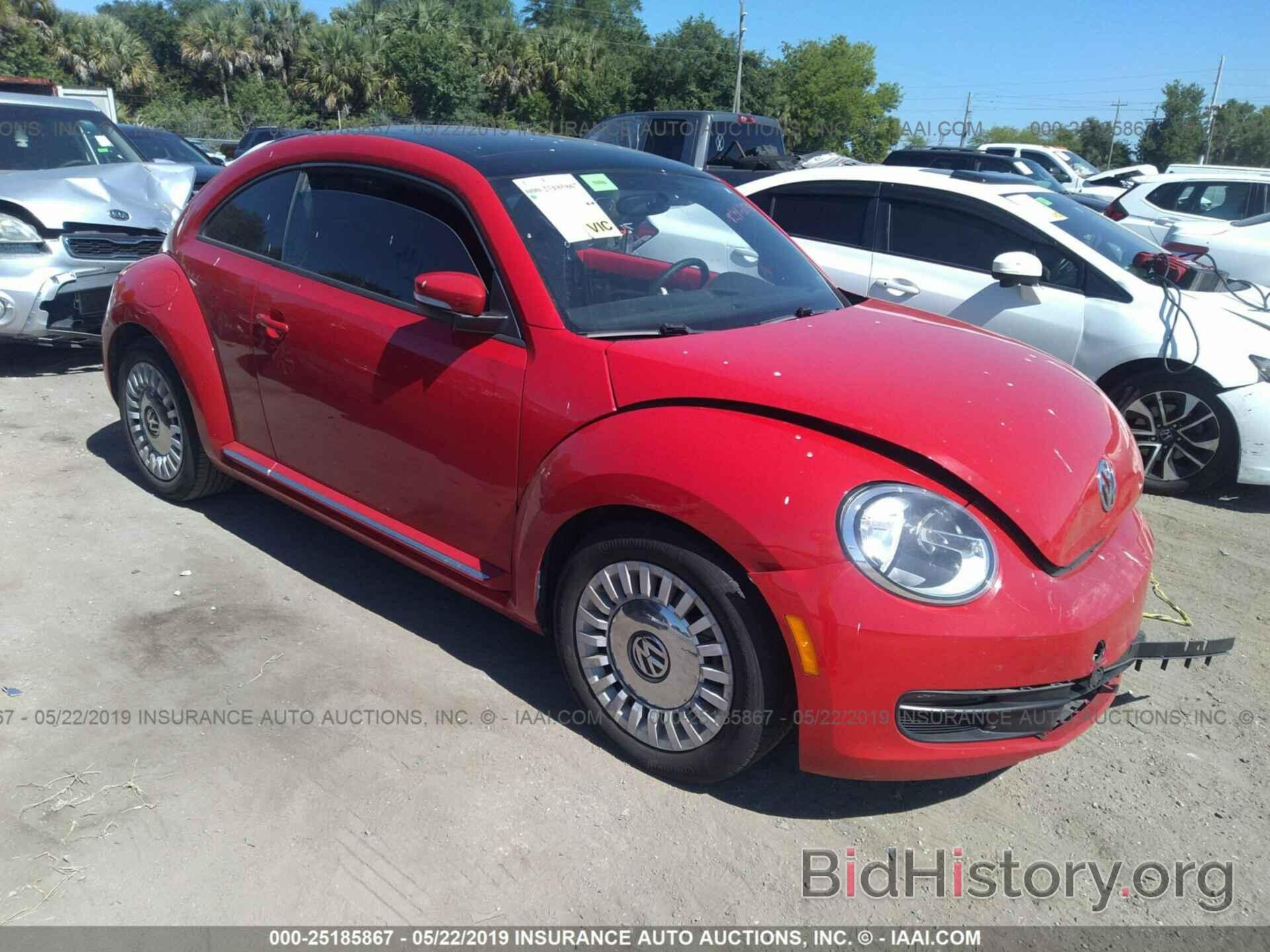 Photo 3VWJ17AT3FM631248 - VOLKSWAGEN BEETLE 2015