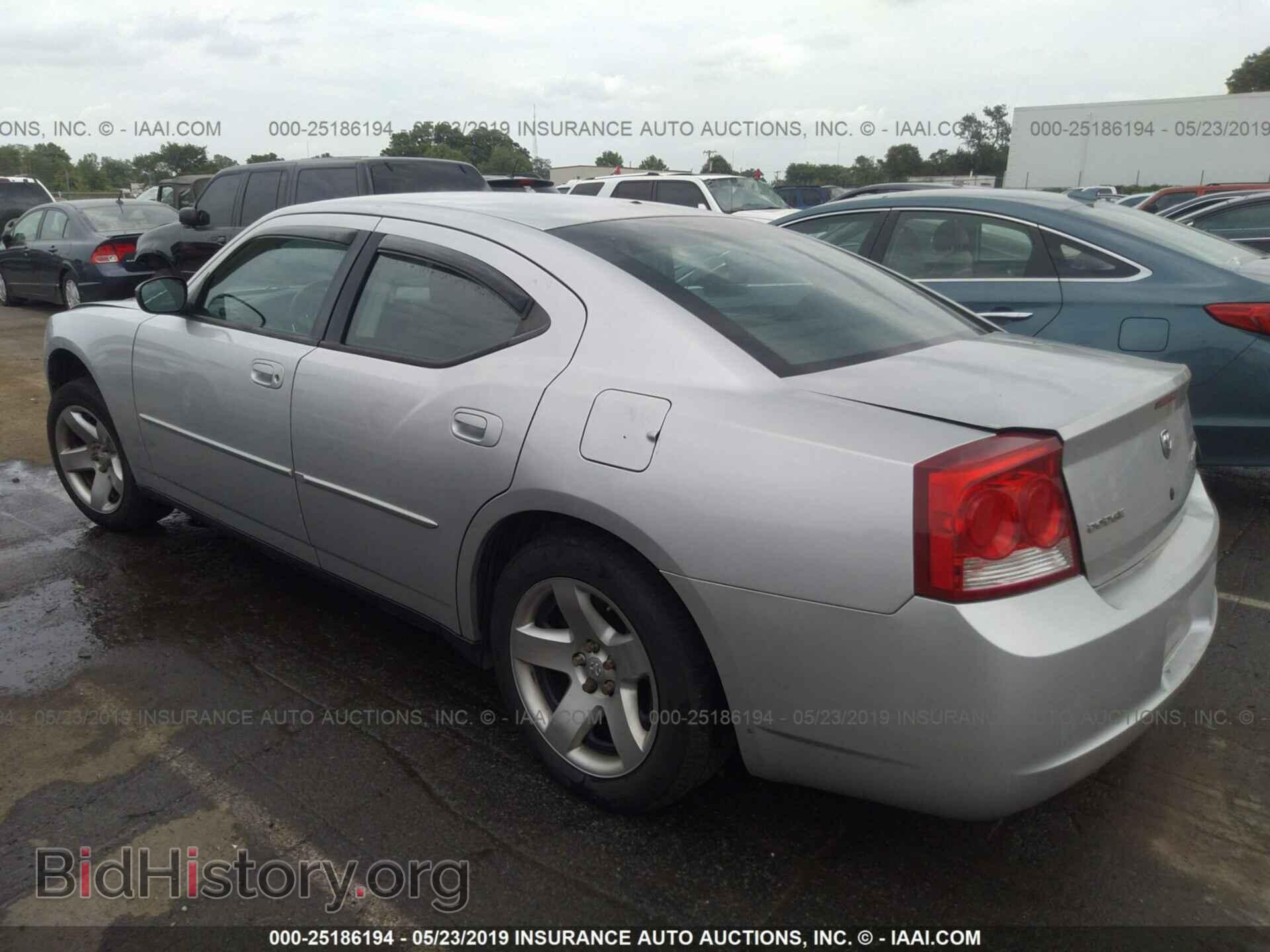 2010 DODGE CHARGER - VIN: 2B3AA4CTXAH188829 - Фото 3