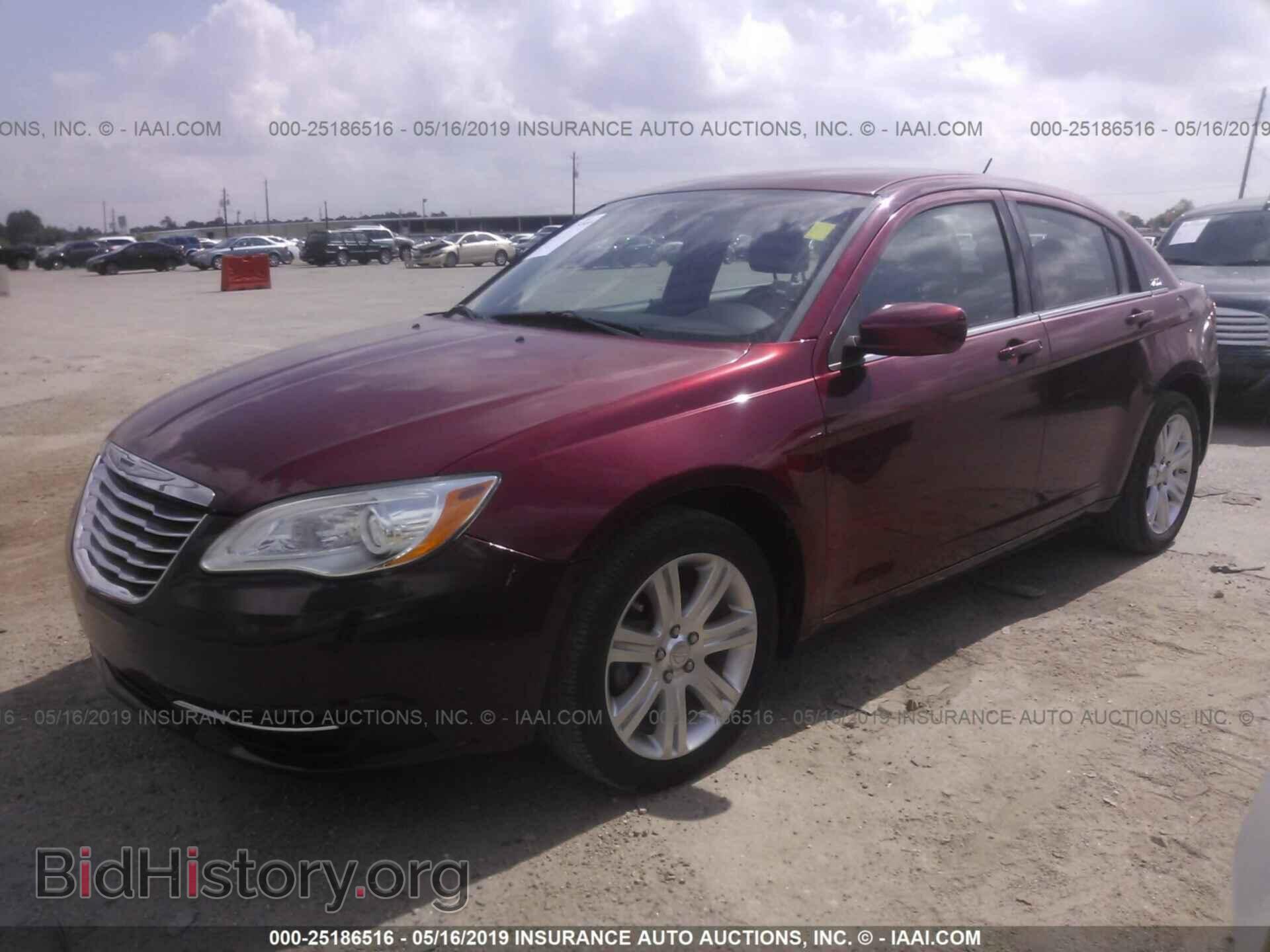 2013 CHRYSLER 200 - VIN: 1C3CCBBB5DN516124 - Photo 2