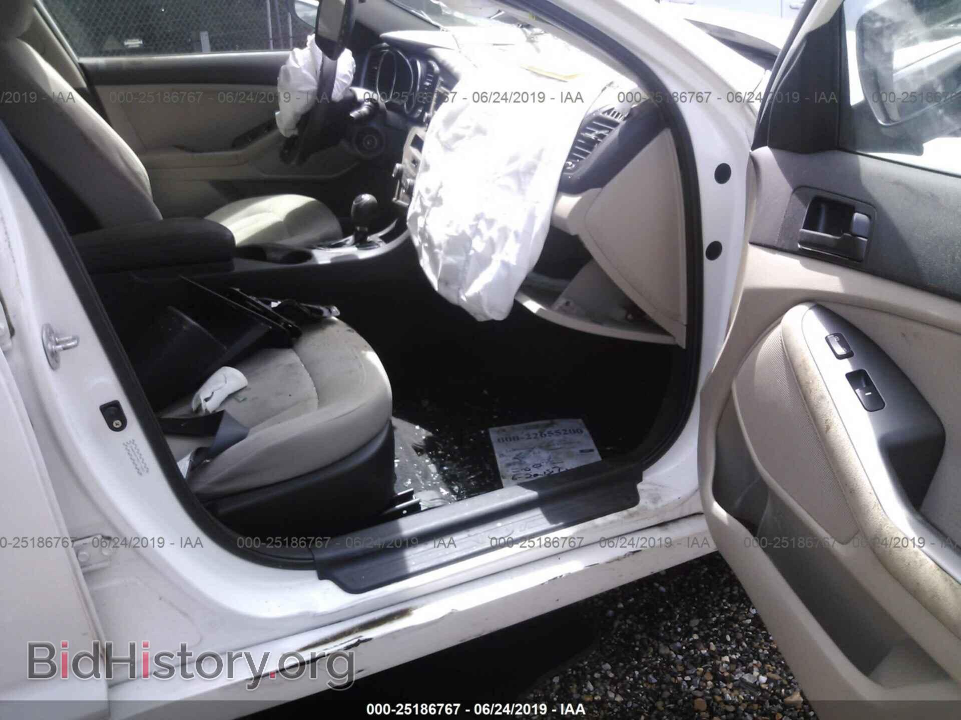 2011 KIA OPTIMA - VIN: KNAGM4A79B5177235 - Фото 5