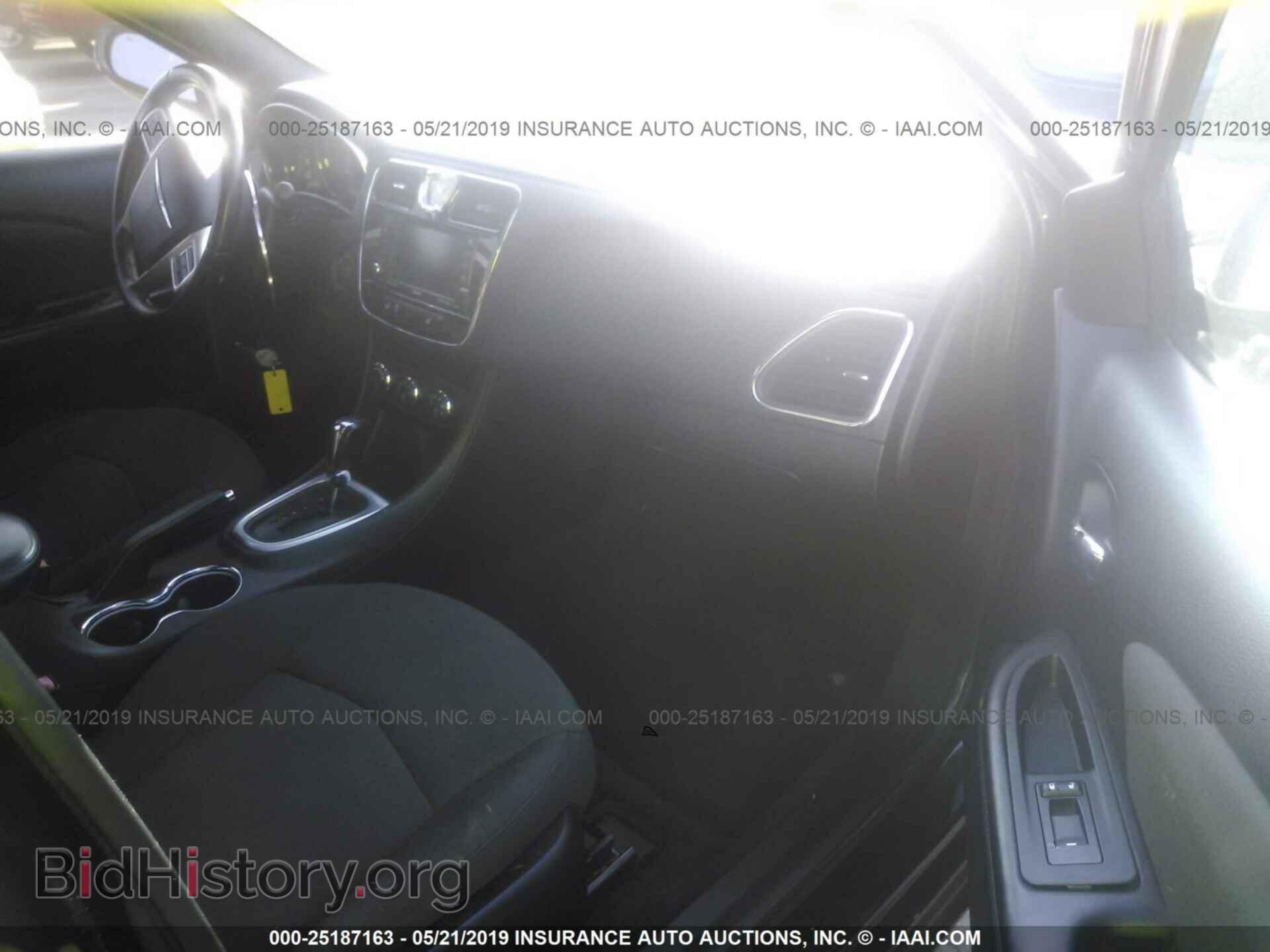 2011 CHRYSLER 200 - VIN: 1C3BC1FG1BN548318 - Фото 5