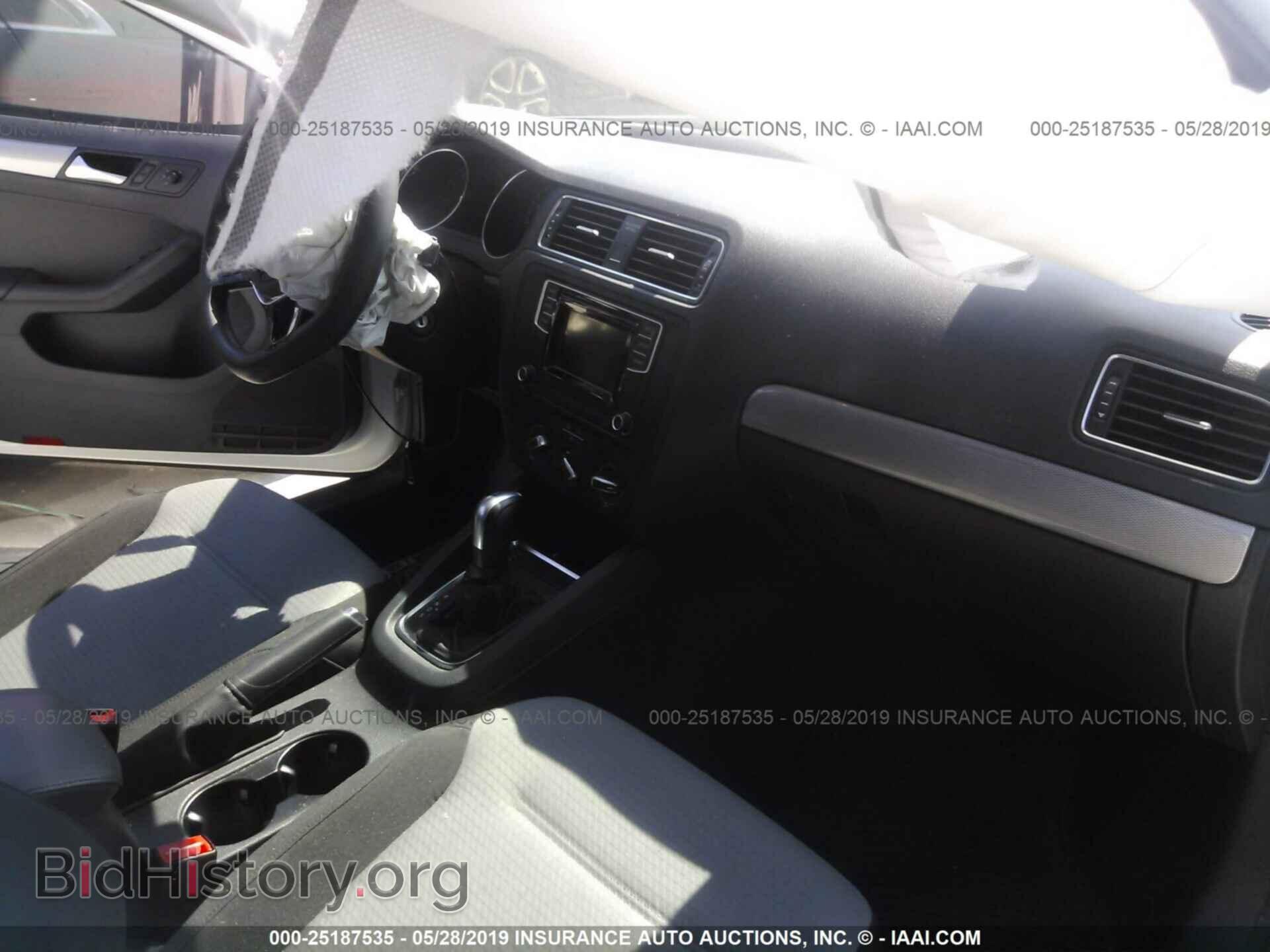 2017 VOLKSWAGEN JETTA - VIN: 3VW2B7AJ4HM336758 - Photo 5