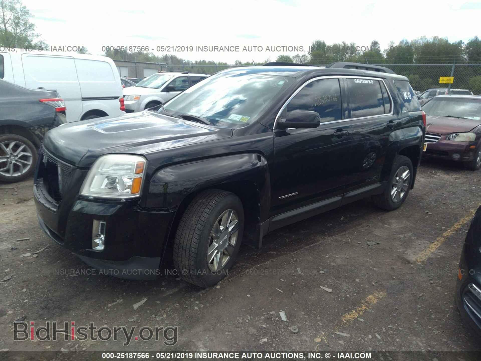 2010 GMC TERRAIN - VIN: 2CTFLEEW5A6298344 - Photo 2