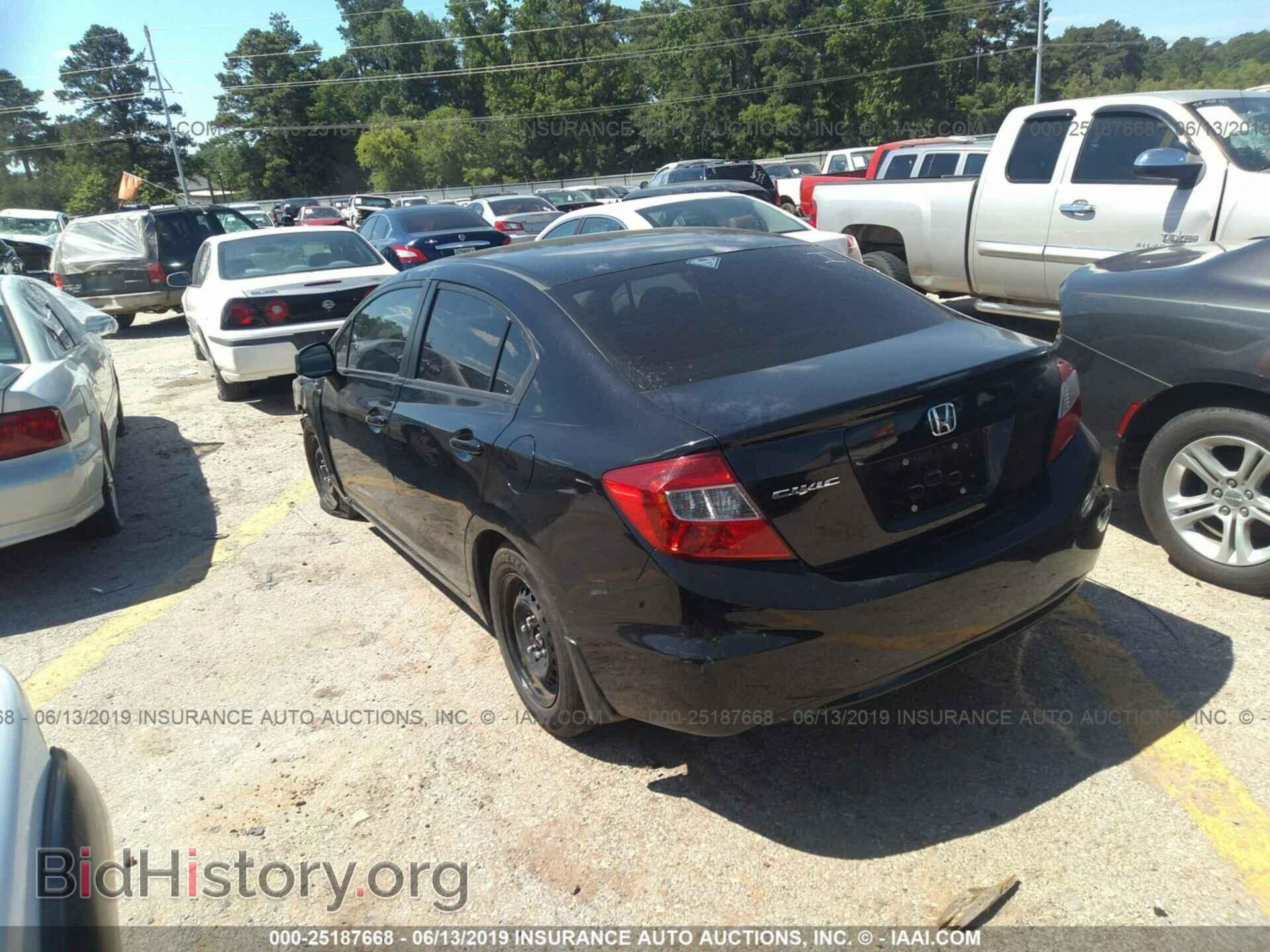 2012 HONDA CIVIC - VIN: 2HGFB2F57CH594252 - Фото 3