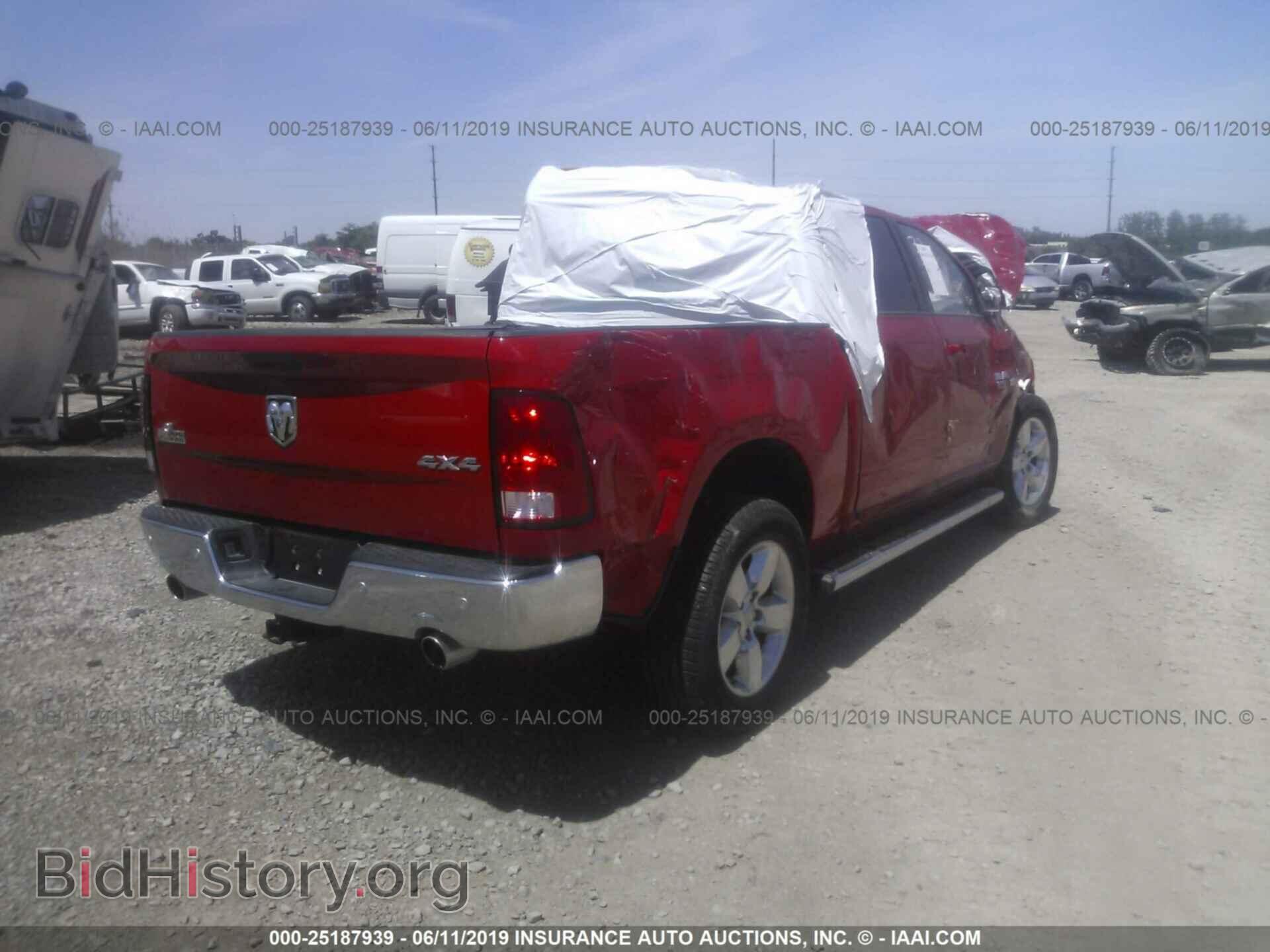 2017 RAM 1500 - VIN: 3C6RR7LTXHG565172 - Фото 4