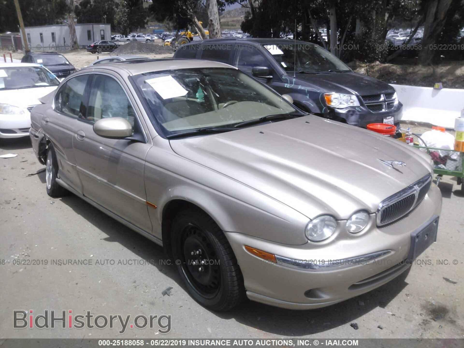 Фотография SAJEA51C02WC05573 - JAGUAR X-TYPE 2002
