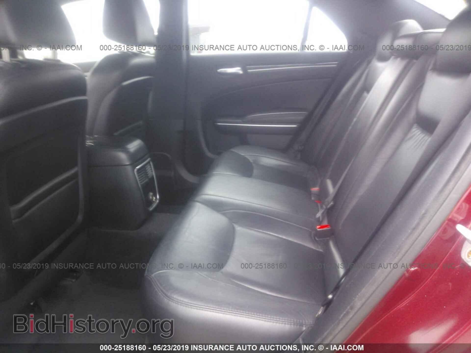 2011 CHRYSLER 300 - VIN: 2C3CA5CG4BH533360 - Фото 8