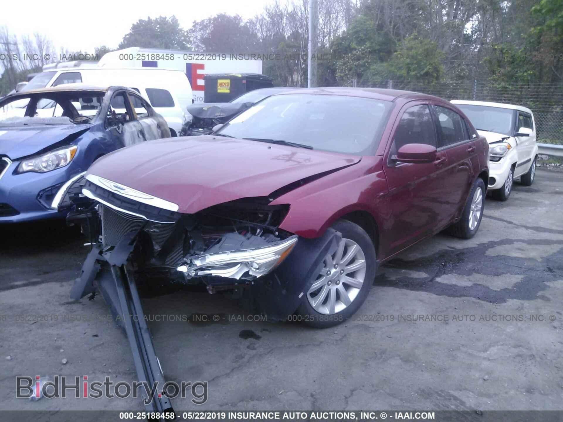 2012 CHRYSLER 200 - VIN: 1C3CCBBB3CN287957 - Фото 2