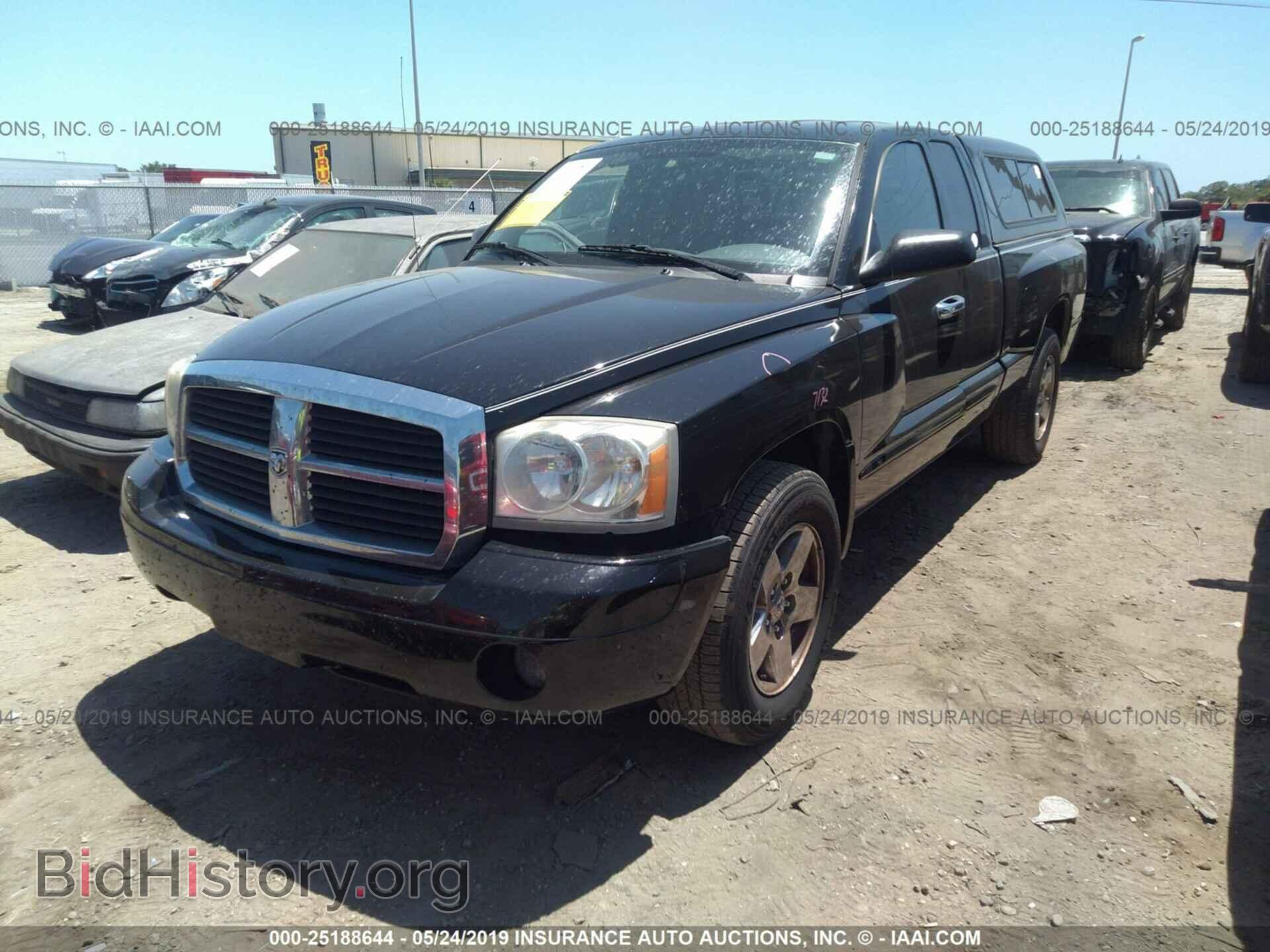 2005 DODGE DAKOTA - VIN: 1D7HE42K65S193704 - Photo 2