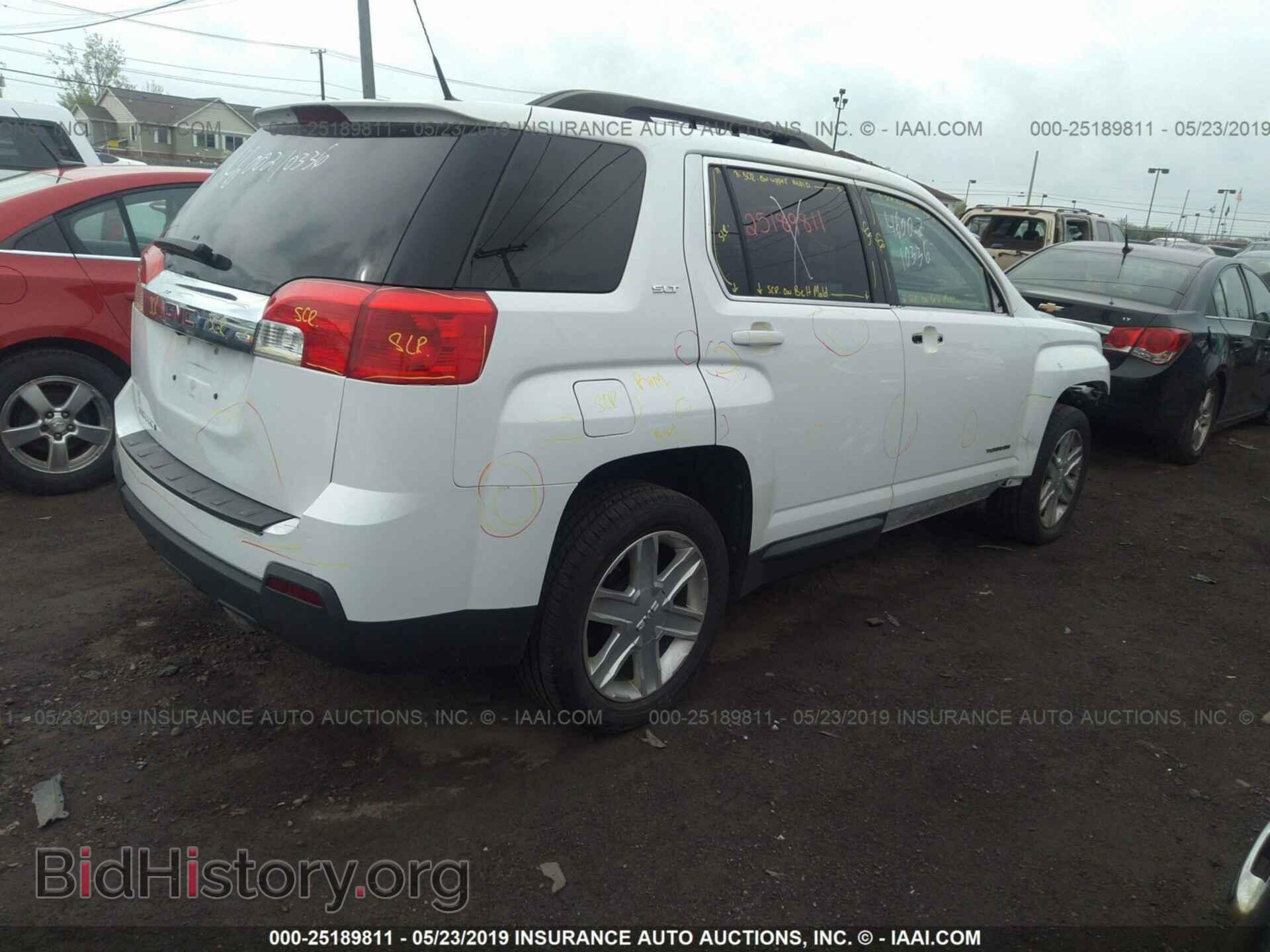 2011 GMC TERRAIN - VIN: 2CTALUEC3B6464193 - Фото 4