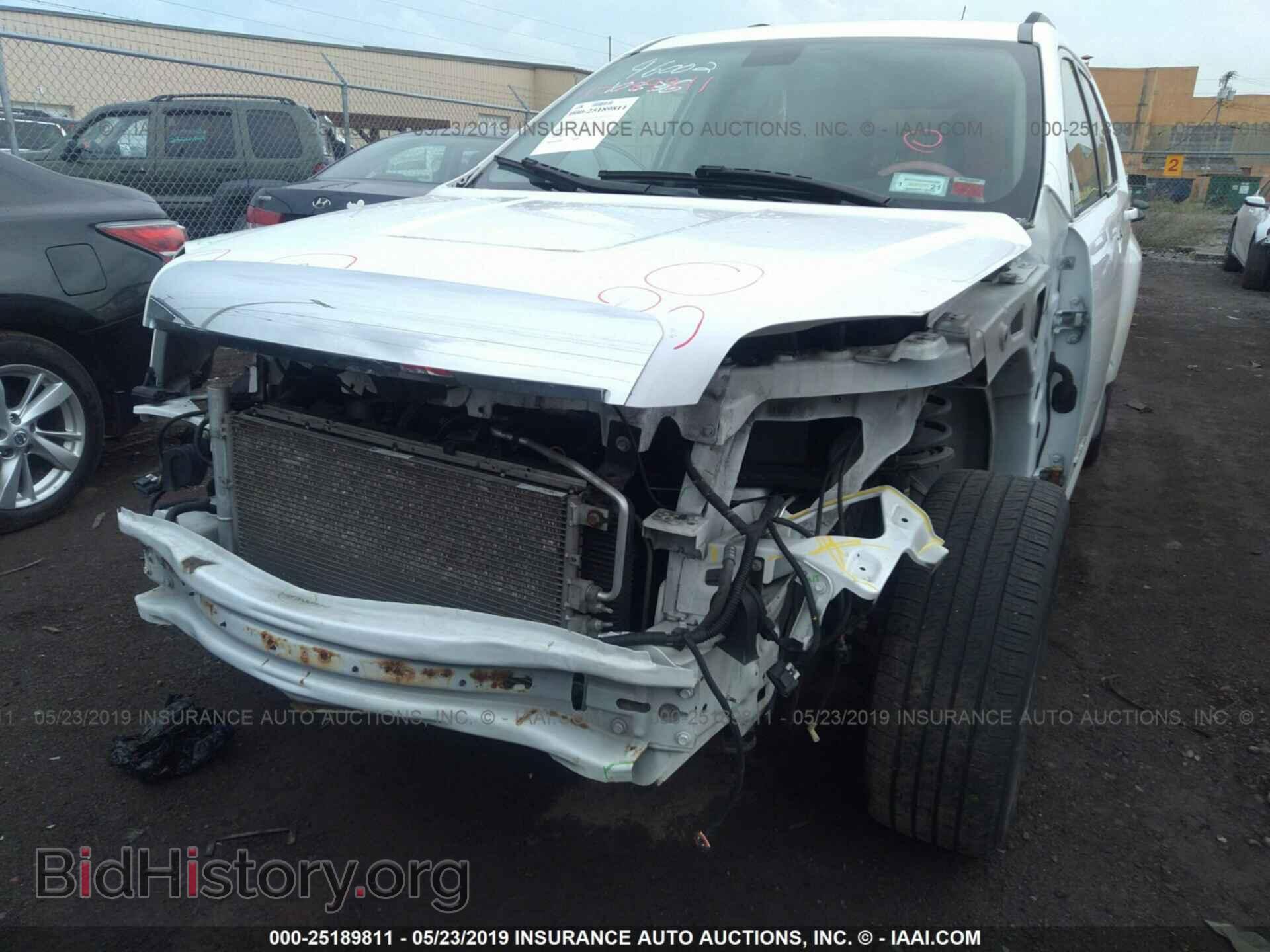 2011 GMC TERRAIN - VIN: 2CTALUEC3B6464193 - Фото 6