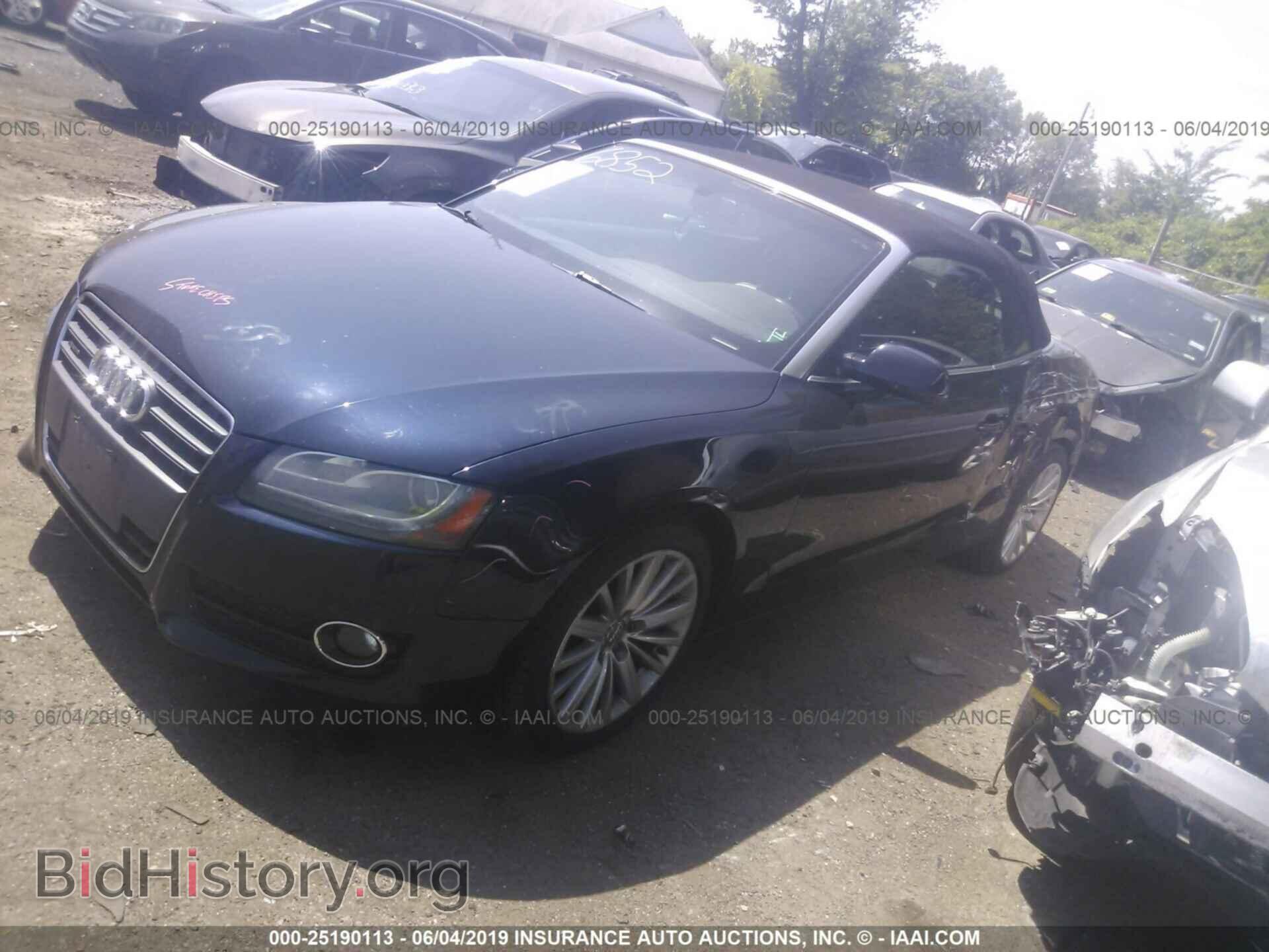 2011 AUDI A5 - VIN: WAULFAFH1BN020758 - Фото 2