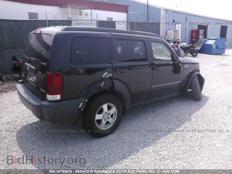 2007 Dodge NITRO (VIN 1D8GU28K07W624216) — photo 4 of 10