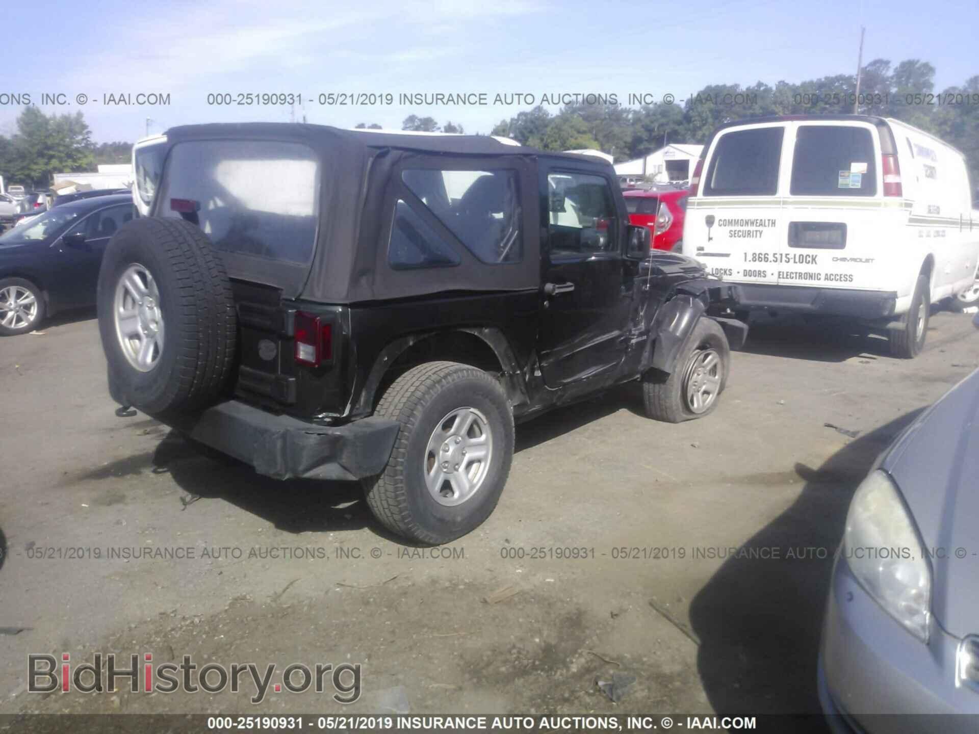 2011 JEEP WRANGLER - VIN: 1J4AA2D10BL513681 - Фото 4