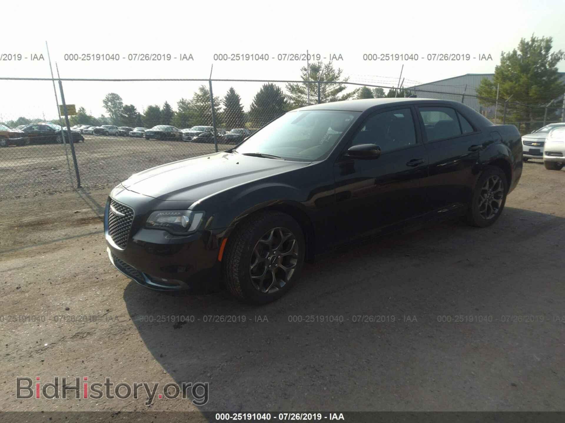 2017 CHRYSLER 300 - VIN: 2C3CCAGG7HH542530 - Photo 2