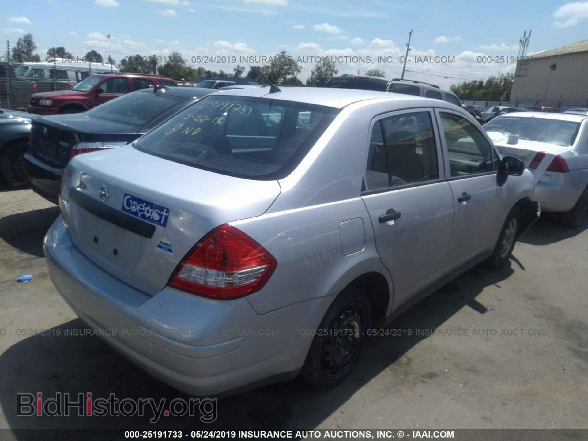 2010 NISSAN VERSA - VIN: 3N1CC1AP9AL435175 - Фото 4