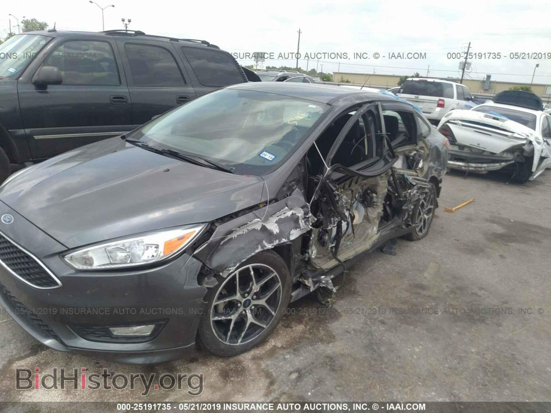 2016 FORD FOCUS - VIN: 1FADP3F21GL233858 - Photo 2