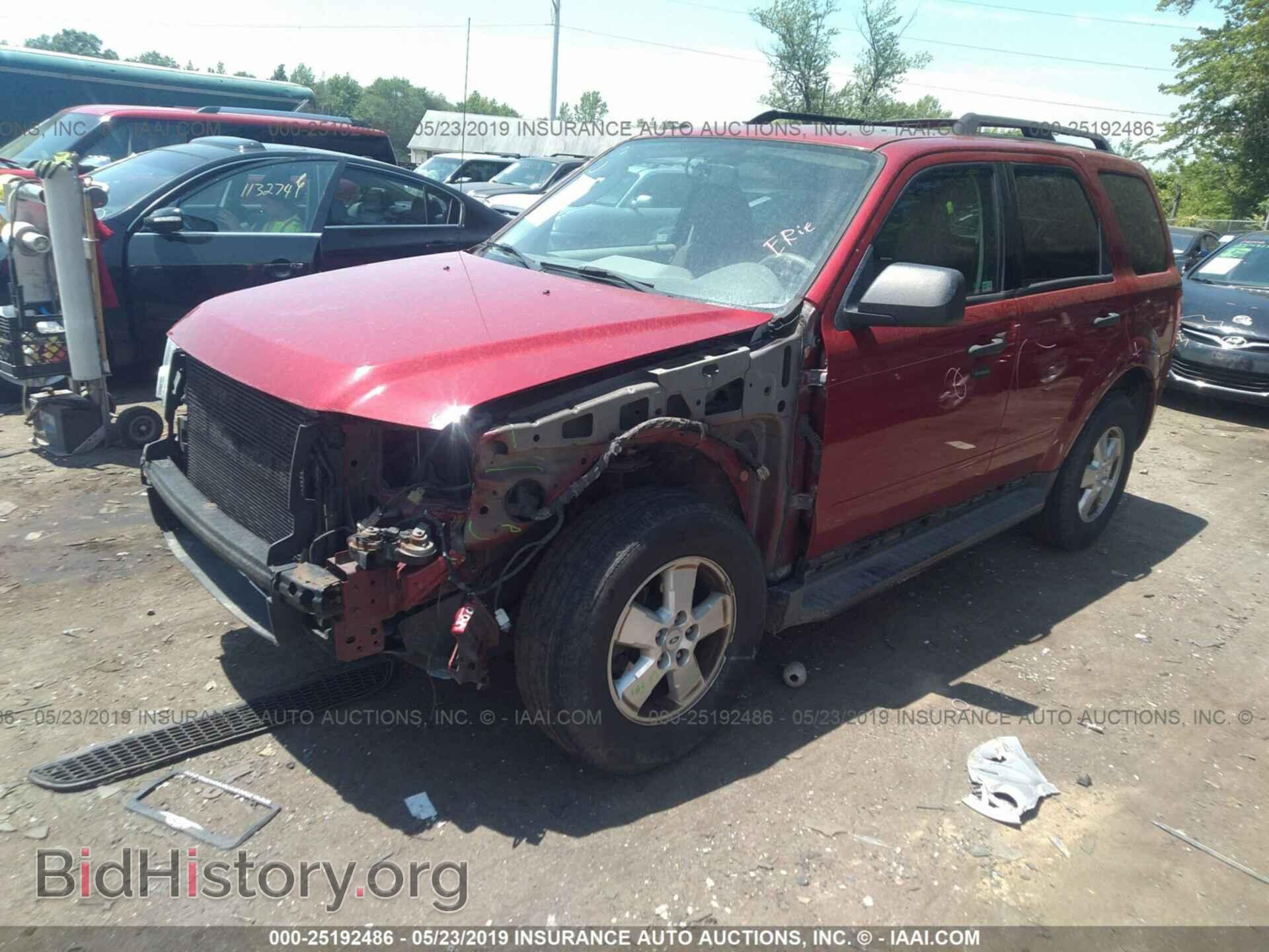 2009 FORD ESCAPE - VIN: 1FMCU93799KC66614 - Фото 2