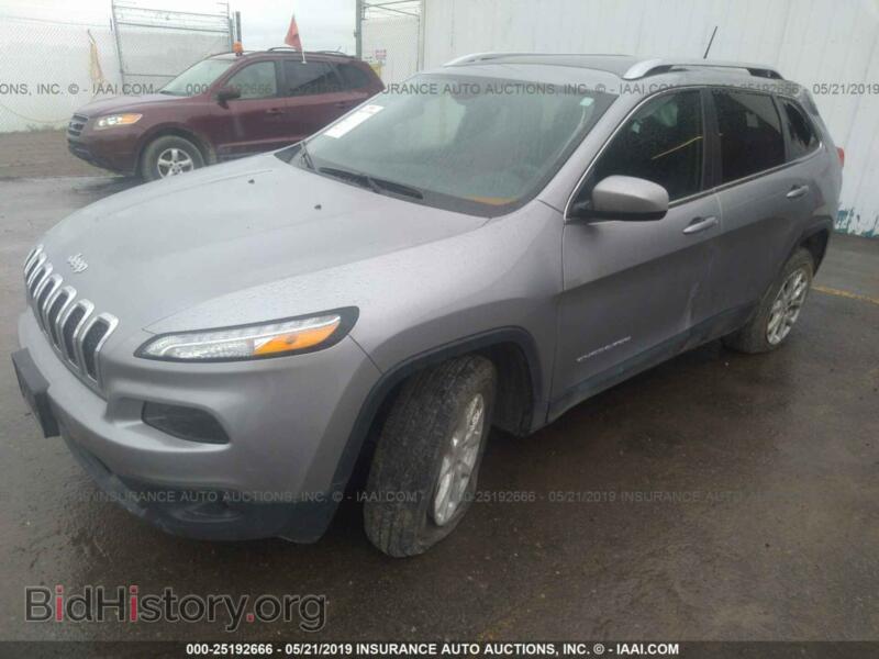 2016 Jeep CHEROKEE (VIN 1C4PJMCS8GW215813) — photo 2 of 10