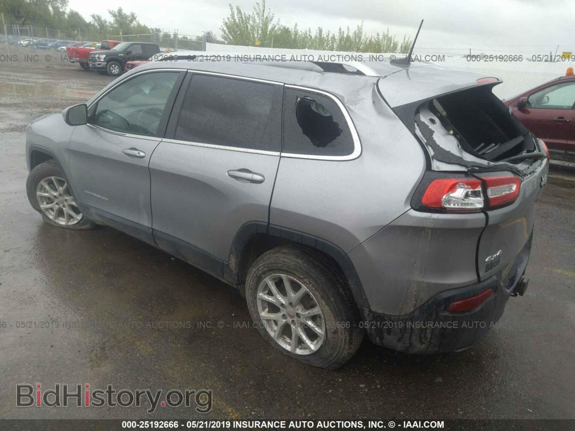 2016 Jeep CHEROKEE (VIN 1C4PJMCS8GW215813) — photo 3 of 10