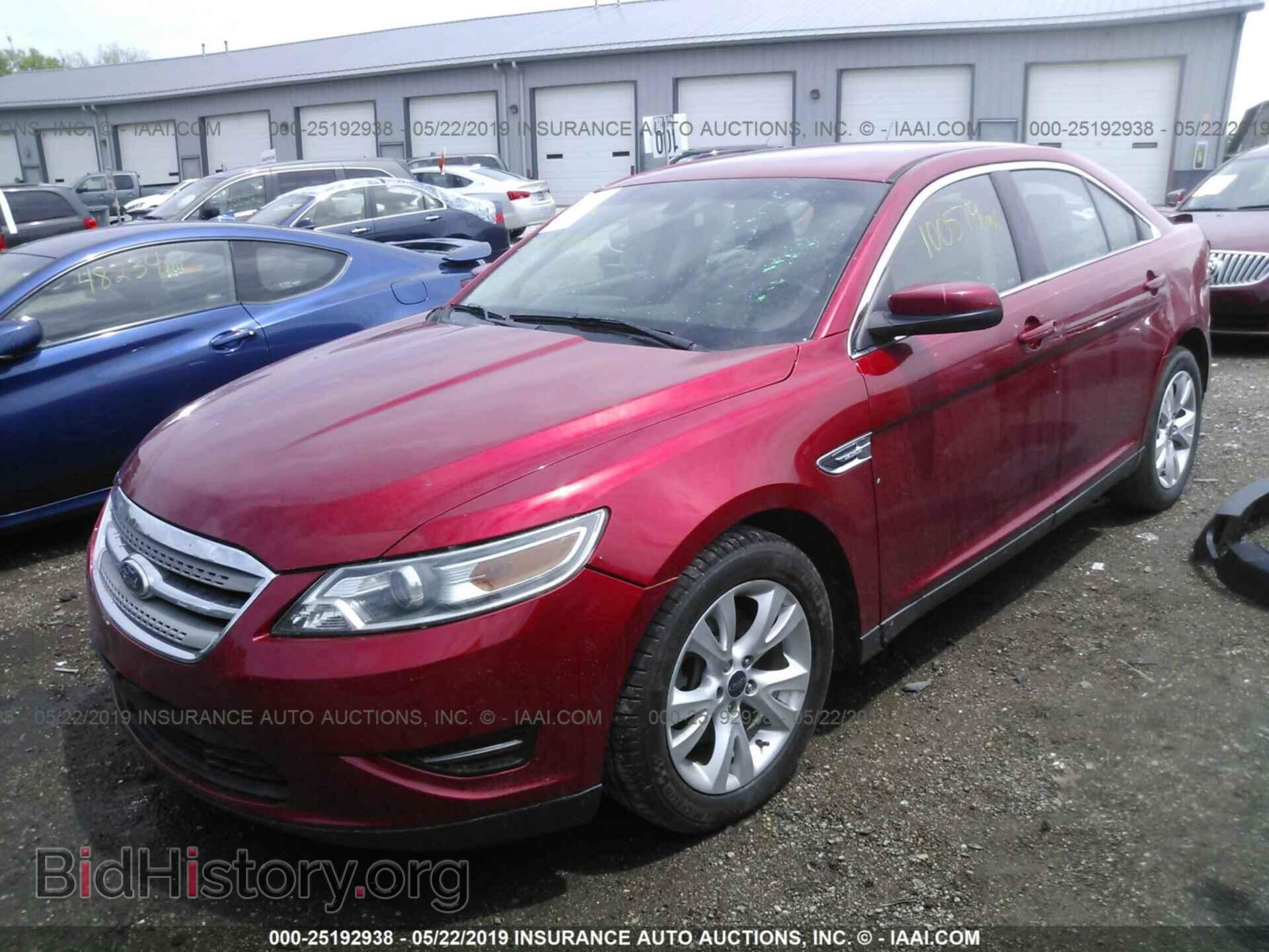 2011 FORD TAURUS - VIN: 1FAHP2EW8BG114433 - Фото 2