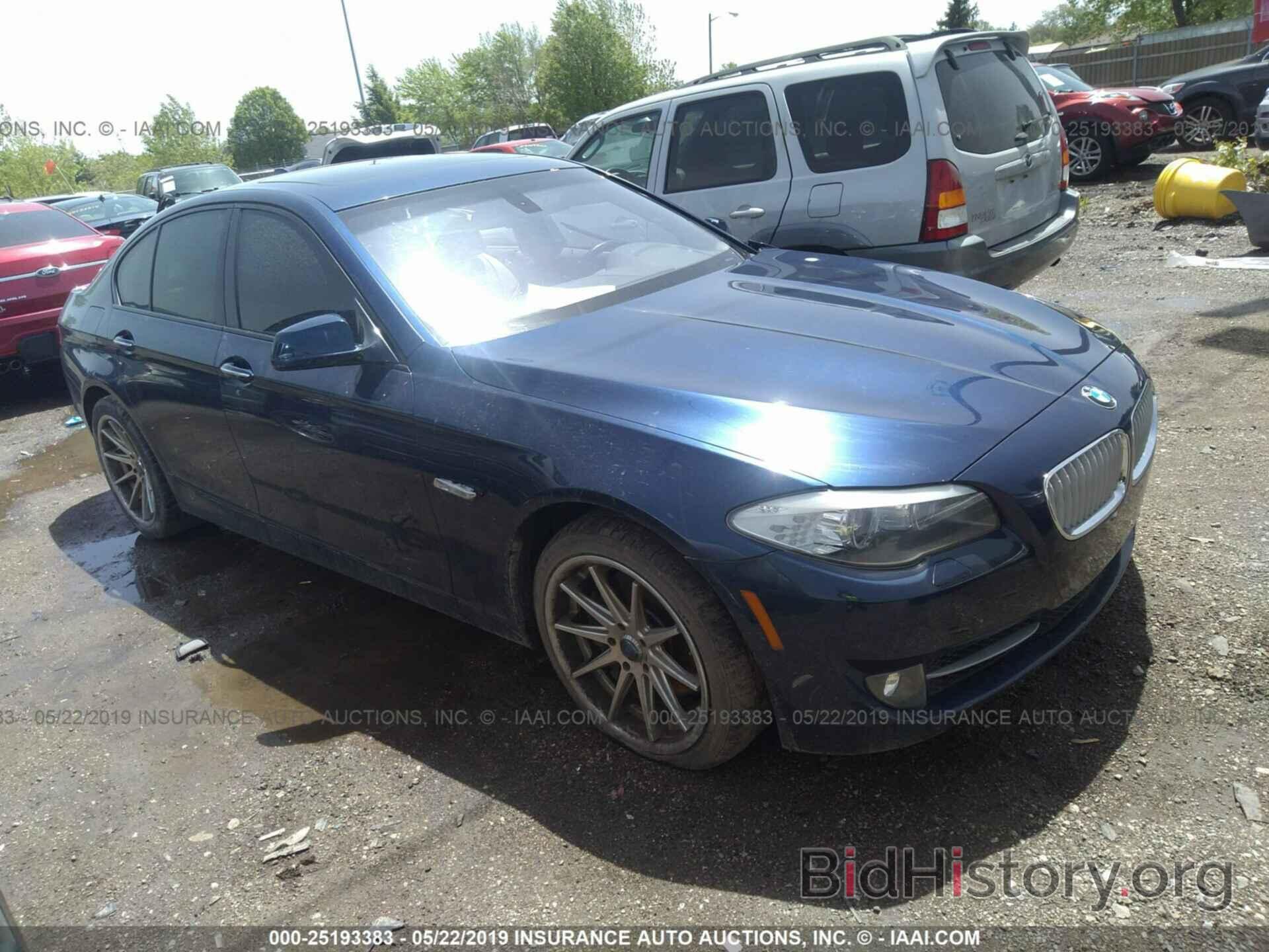 Photo WBAFR9C51BC270753 - BMW 550 2011