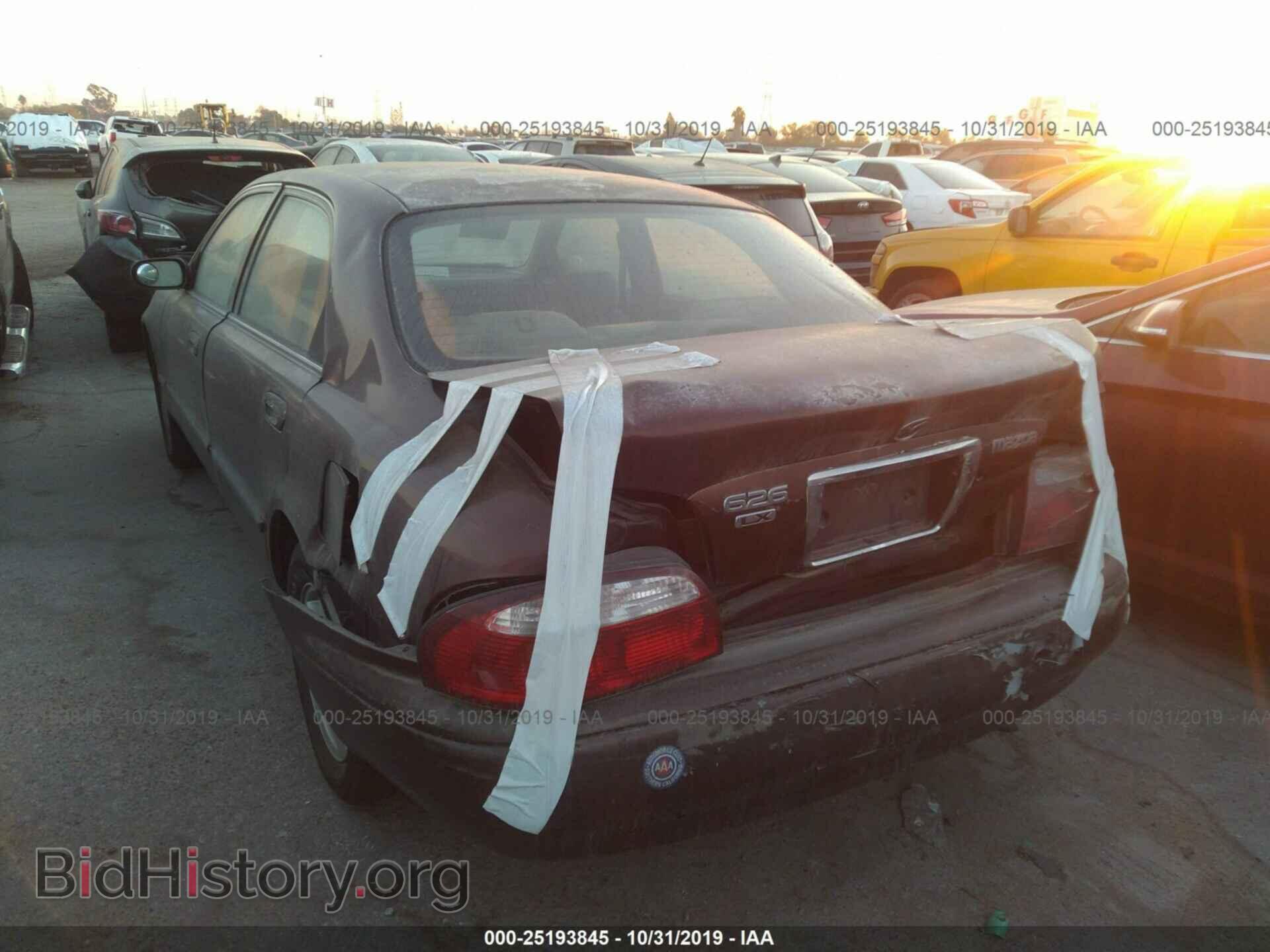 2001 MAZDA 626 - VIN: 1YVGF22C215225647 - Фото 3
