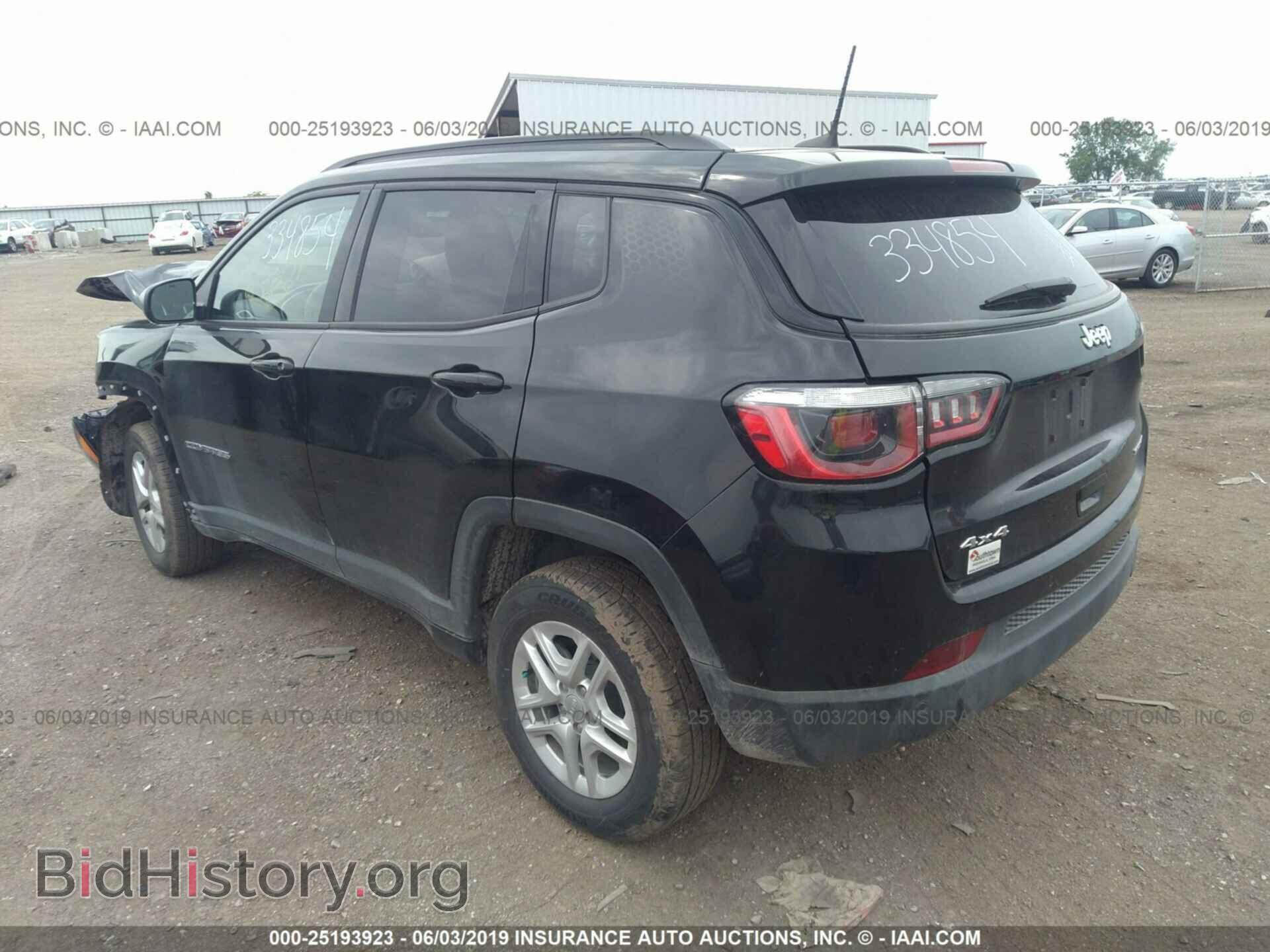 2018 JEEP COMPASS - VIN: 3C4NJDABXJT401764 - Фото 3