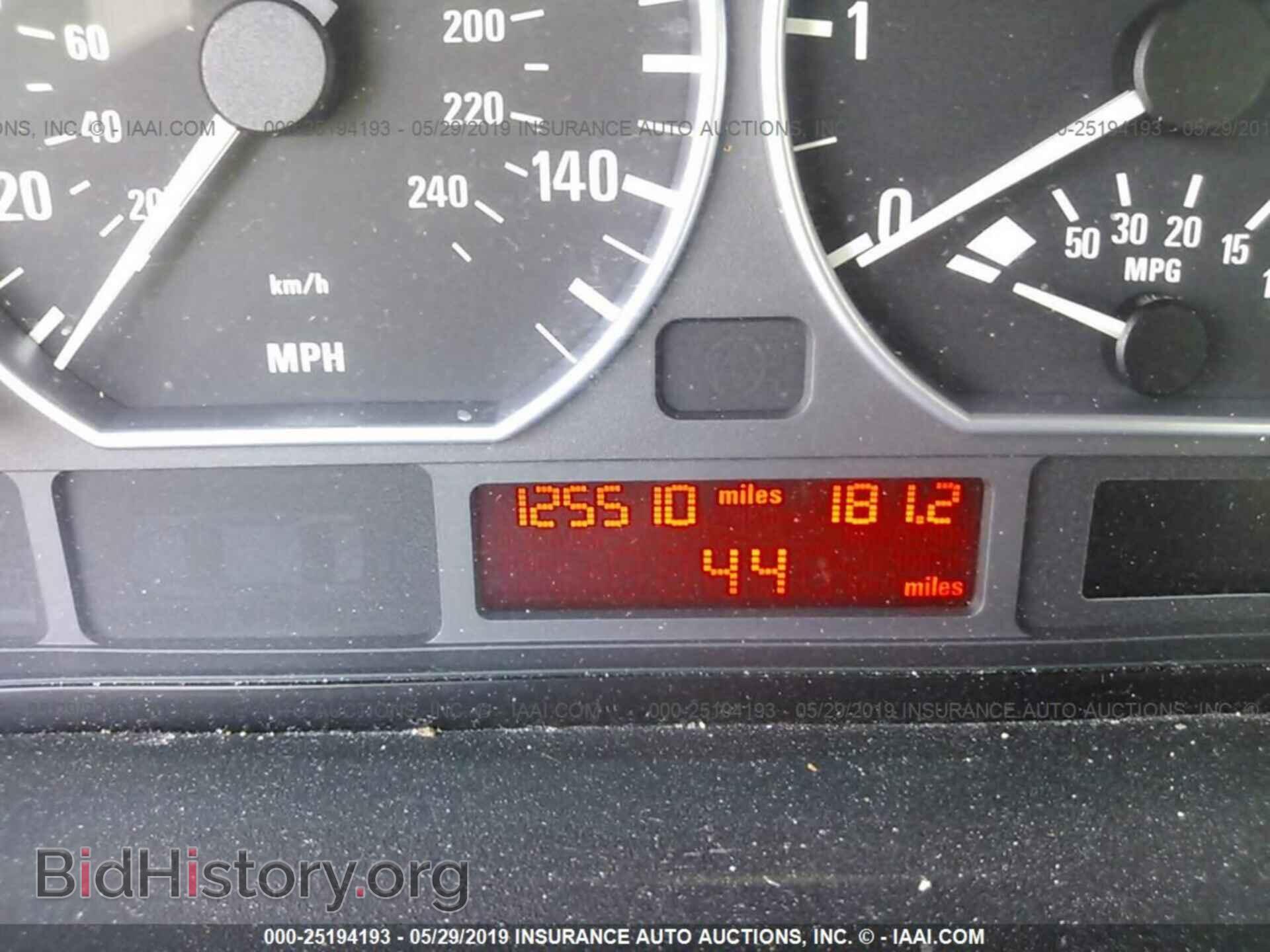2003 BMW 330 - VIN: WBAEV53473KM27474 - Photo 7