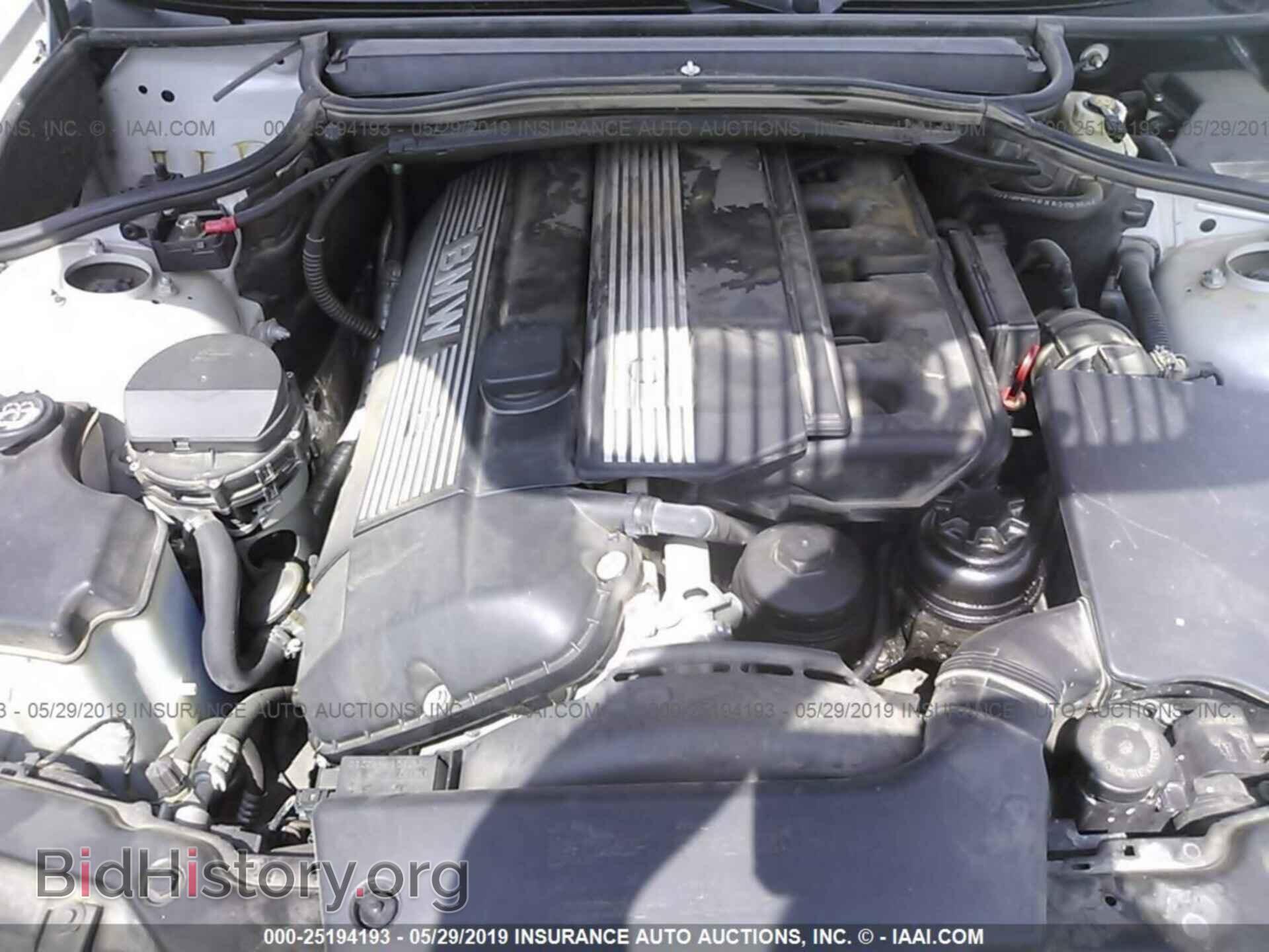 2003 BMW 330 - VIN: WBAEV53473KM27474 - Photo 10