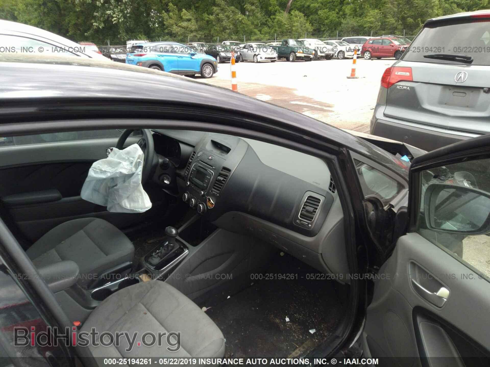 2017 KIA FORTE - VIN: 3KPFK4A71HE108010 - Photo 5