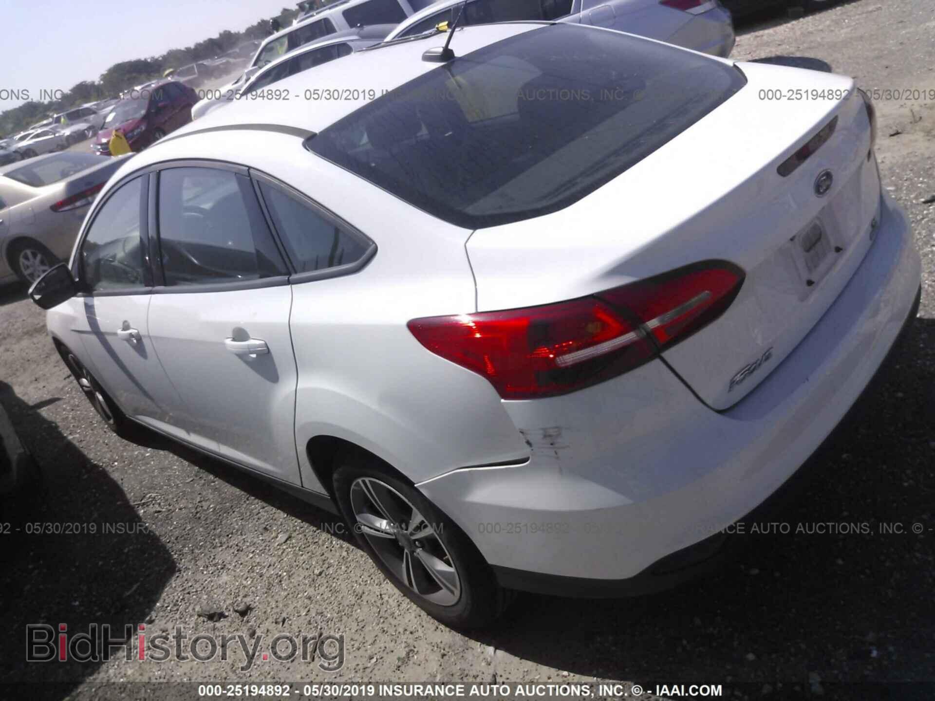 2017 FORD FOCUS - VIN: 1FADP3FE1HL306111 - Фото 3