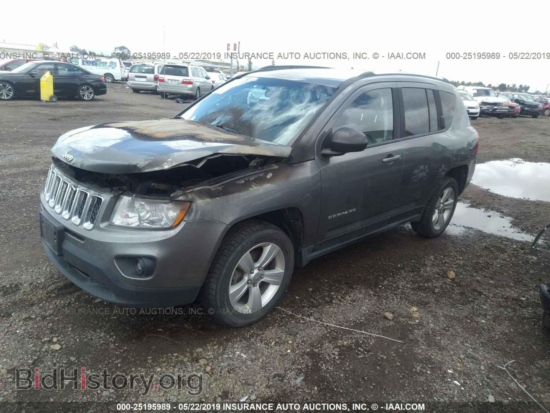 2013 JEEP COMPASS - VIN: 1C4NJDBB9DD212693 - Photo 2