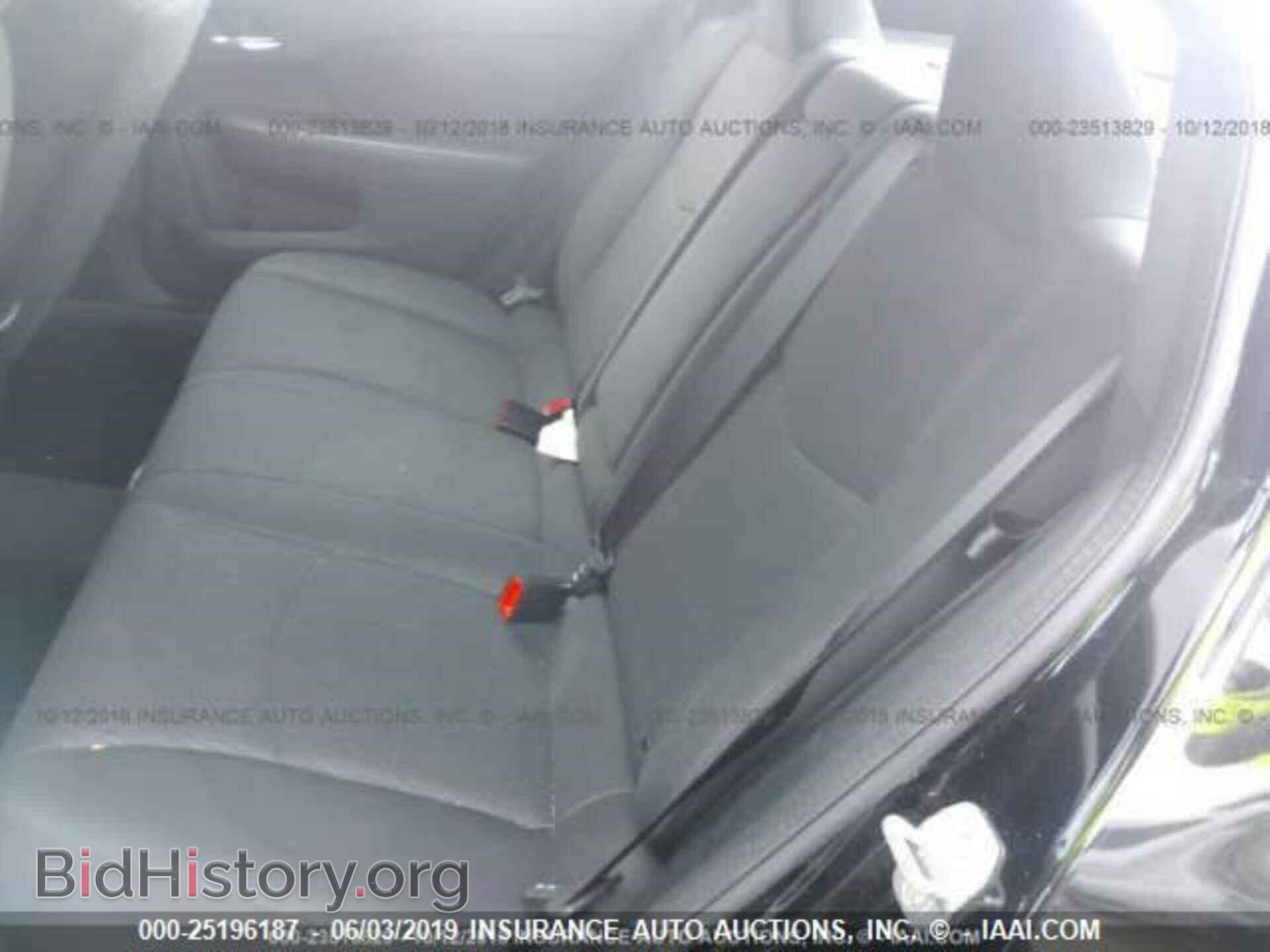 2011 CHRYSLER 200 - VIN: 1C3BC1FB8BN593227 - Фото 8