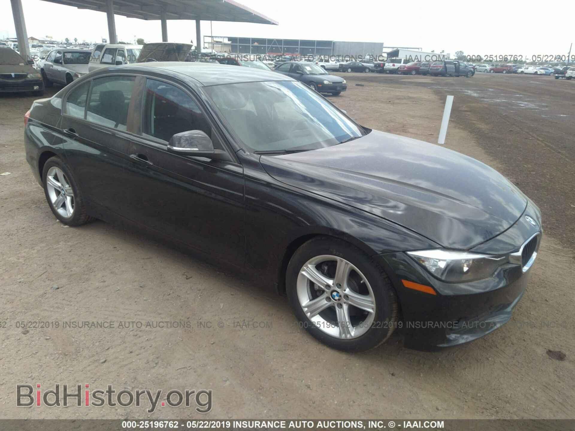 Photo WBA3B1C54FK137280 - BMW 320 2015