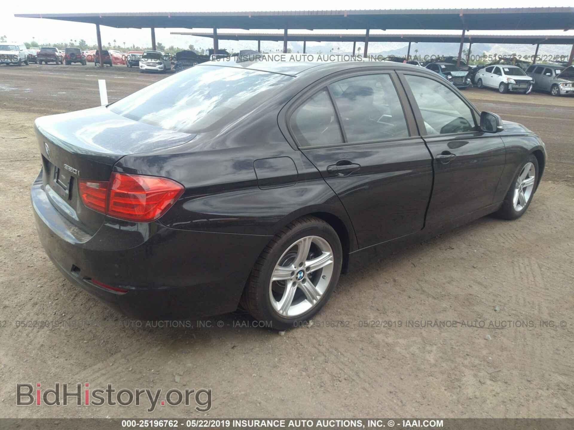 2015 BMW 320 - VIN: WBA3B1C54FK137280 - Photo 4
