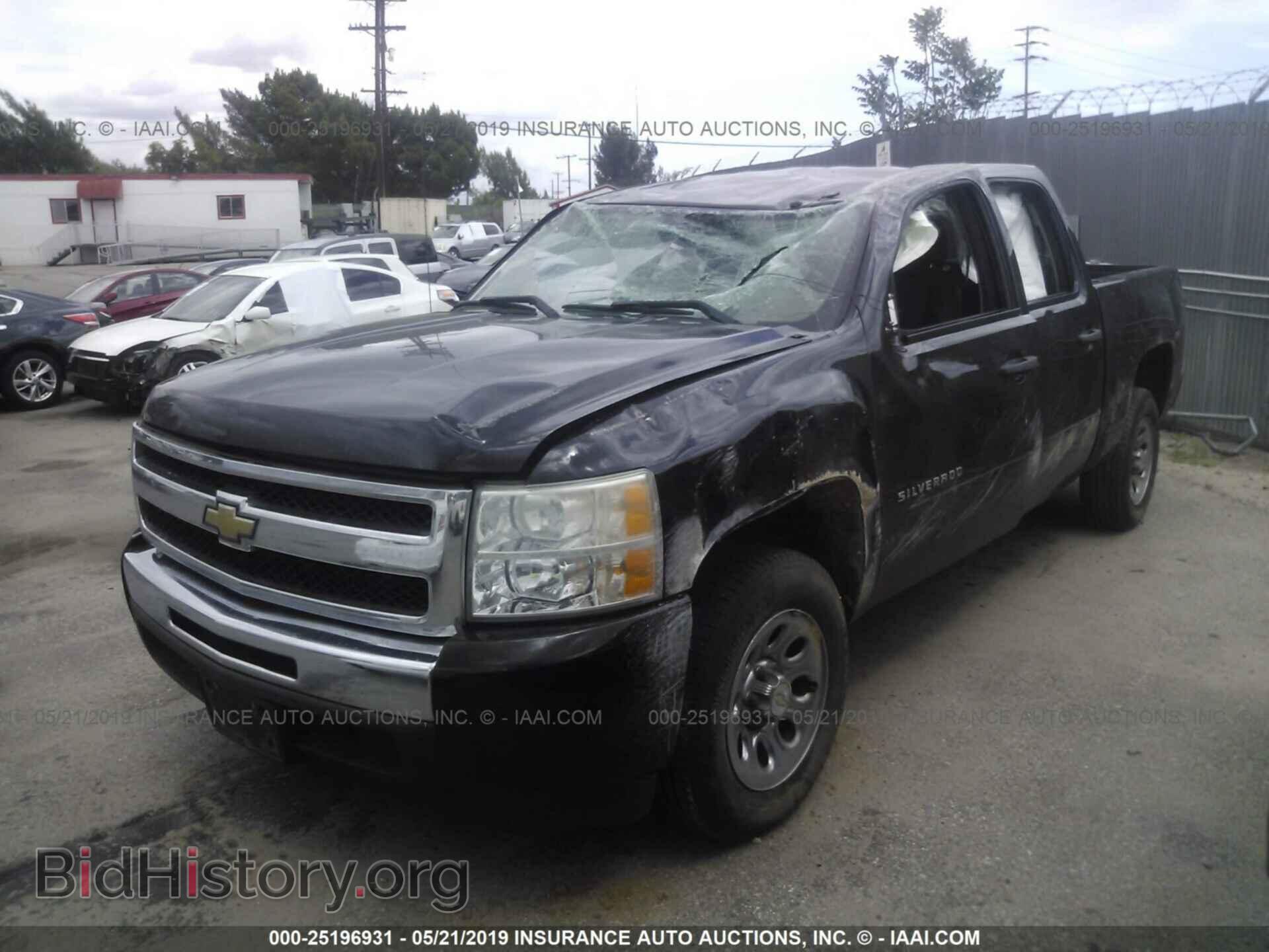 2011 CHEVROLET SILVERADO - VIN: 3GCPCREA1BG199313 - Фото 2