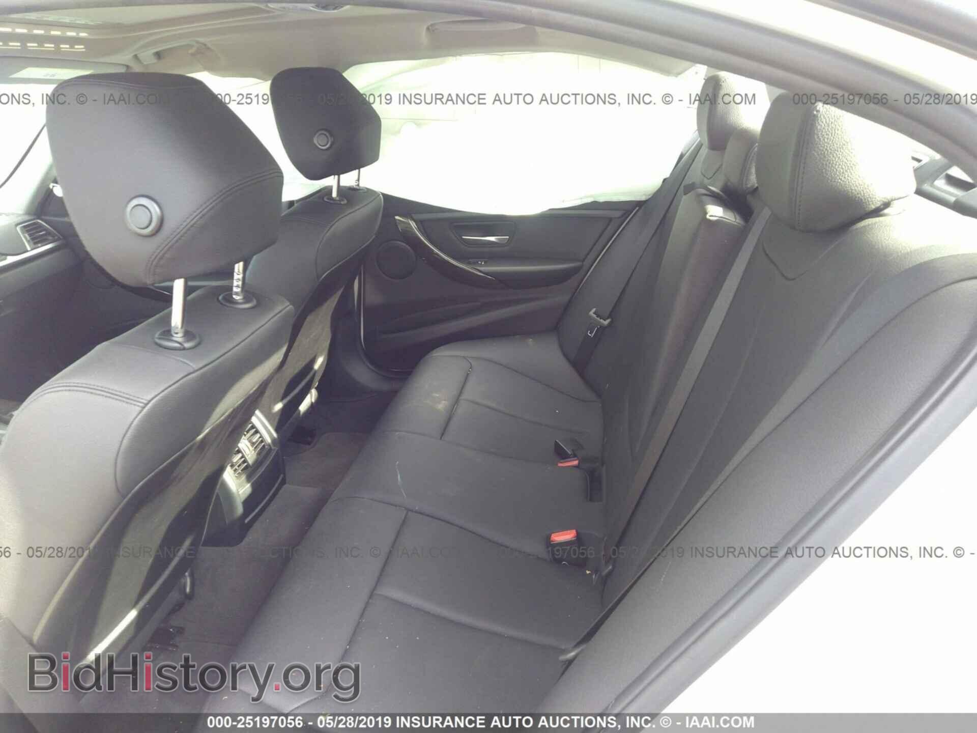 2016 BMW 320 - VIN: WBA8E5G56GNT41321 - Photo 8