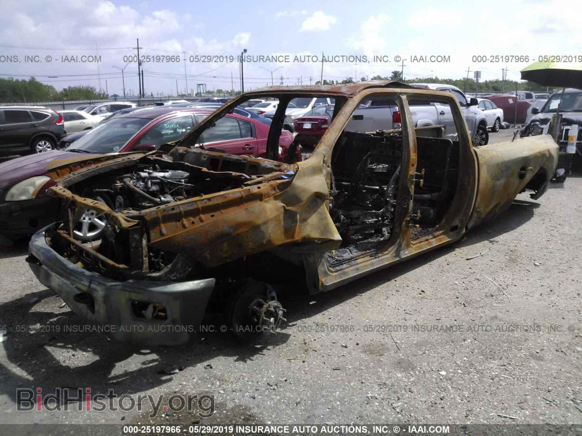 2015 RAM 3500 - VIN: 3C63RRKL3FG642352 - Фото 2