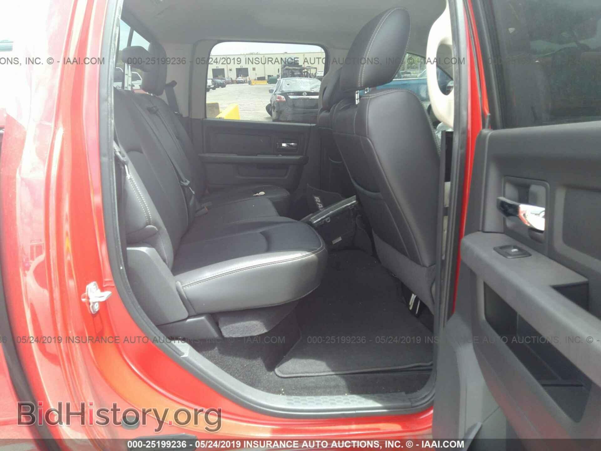2011 DODGE RAM 1500 - VIN: 1D7RB1CT6BS635962 - Фото 8