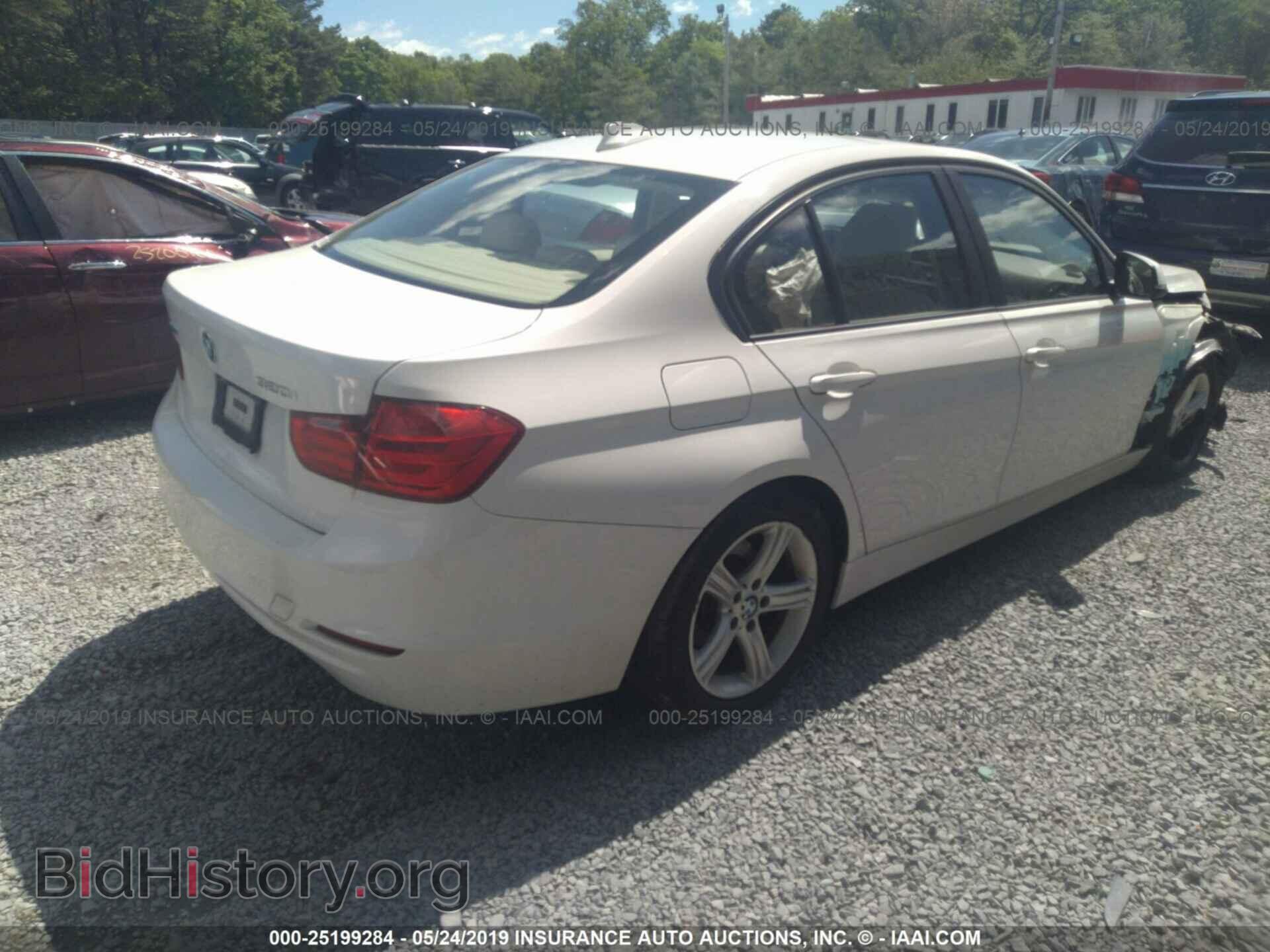 2014 BMW 320 - VIN: WBA3C3C56EK200418 - Фото 4