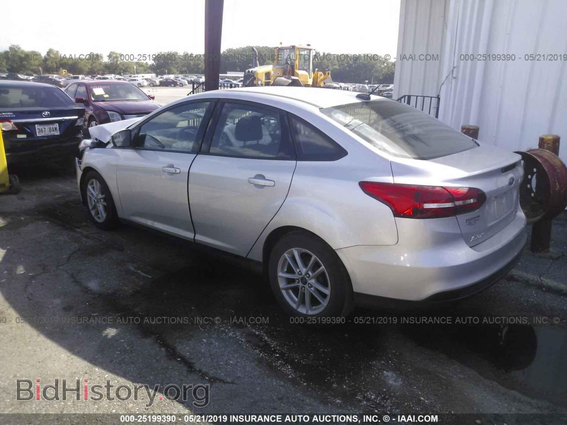 2016 FORD FOCUS - VIN: 1FADP3F22GL216289 - Фото 3