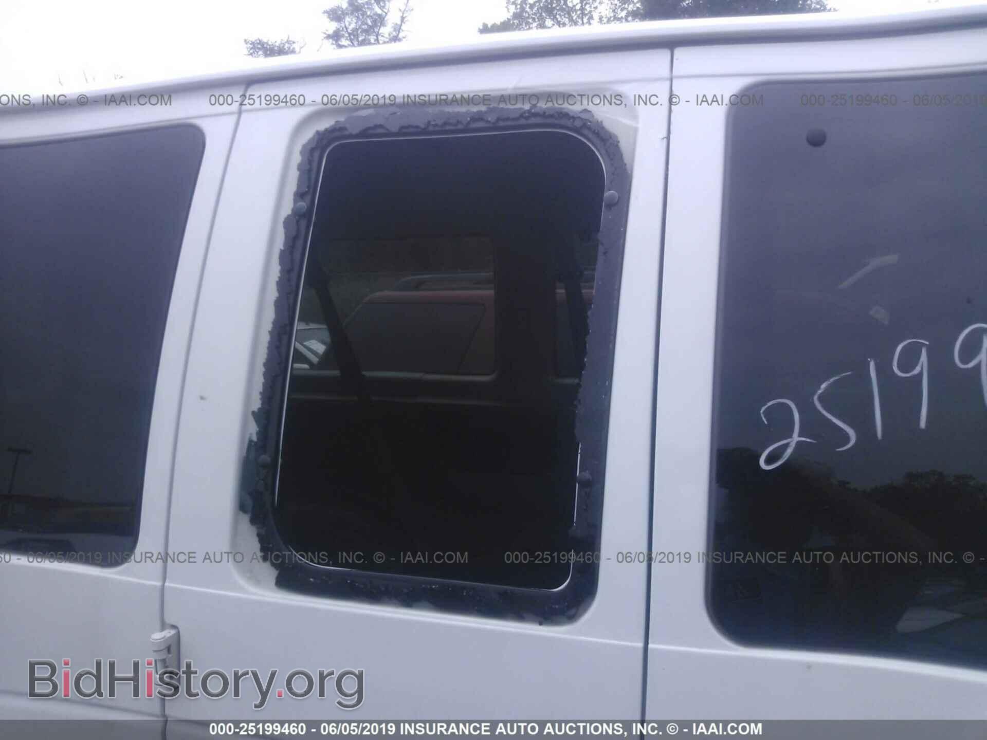 2013 FORD ECONOLINE - VIN: 1FBNE3BL4DDA33697 - Фото 6