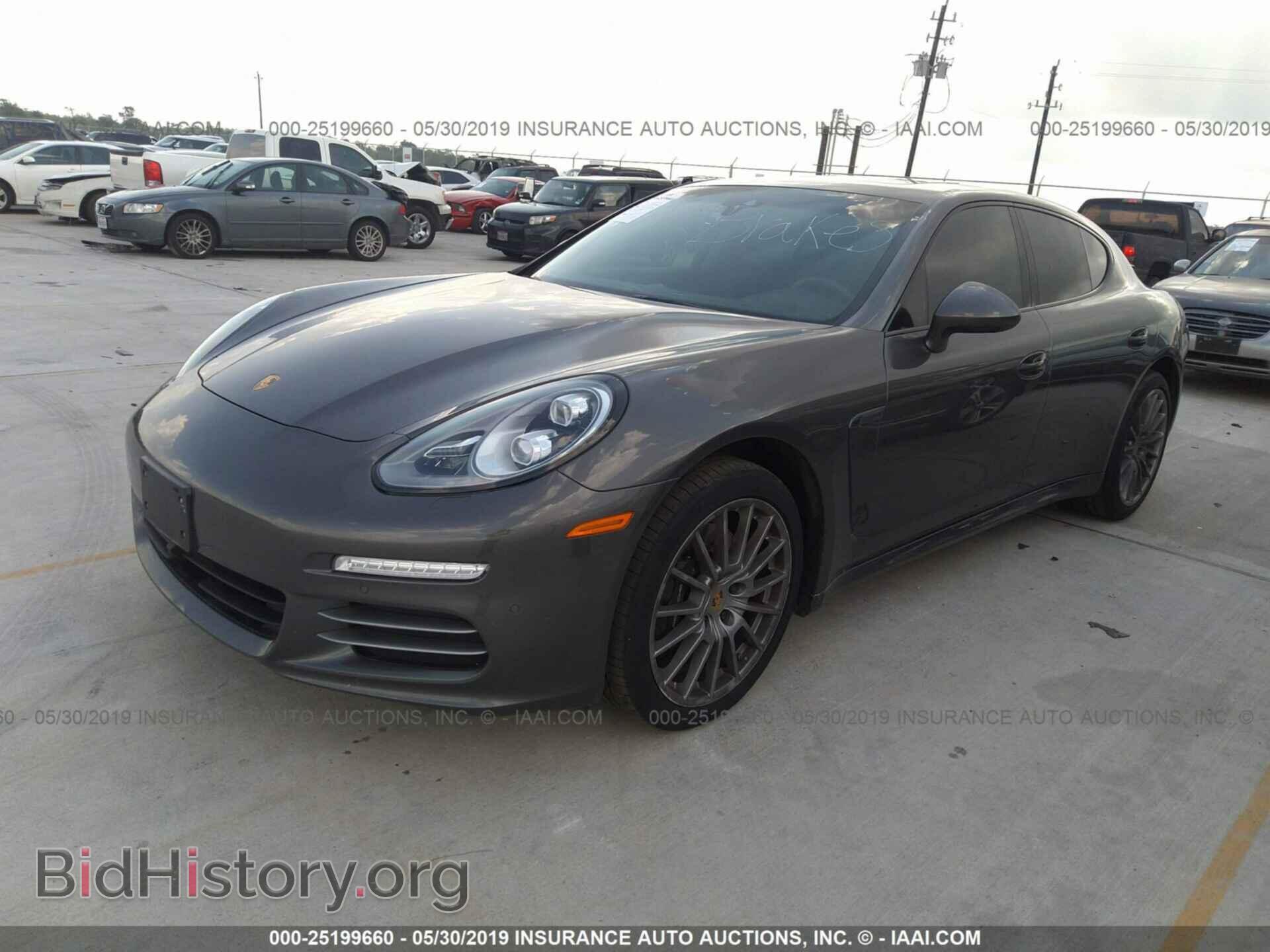2016 PORSCHE PANAMERA - VIN: WP0AA2A78GL005139 - Фото 2