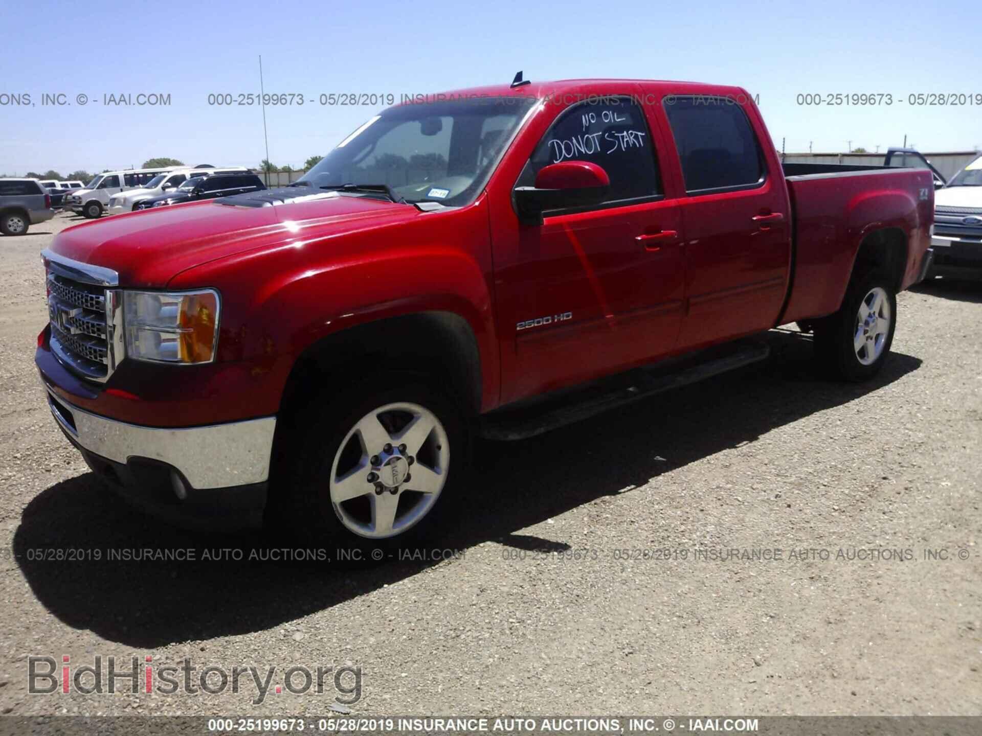 2012 GMC SIERRA - VIN: 1GT121C8XCF239515 - Фото 2