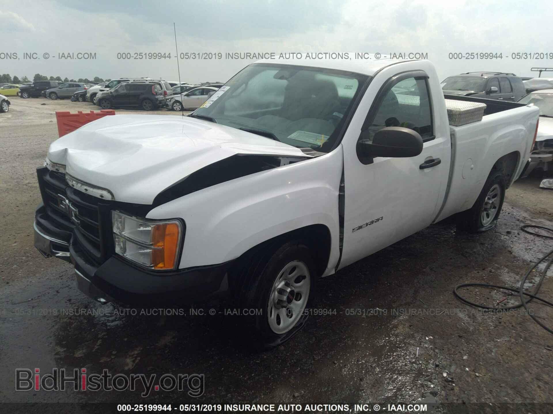 2013 GMC SIERRA - VIN: 1GTN1TEX8DZ203570 - Фото 2