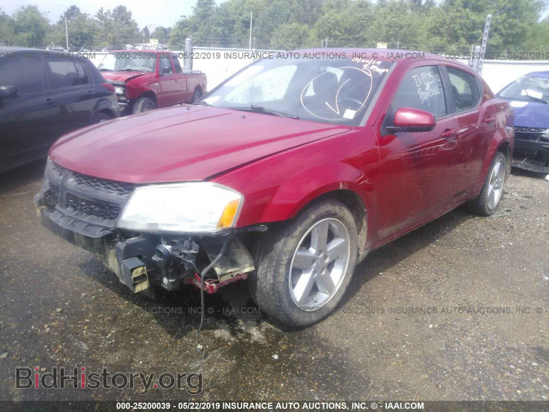 2011 DODGE AVENGER - VIN: 1B3BD2FG4BN510517 - Фото 2