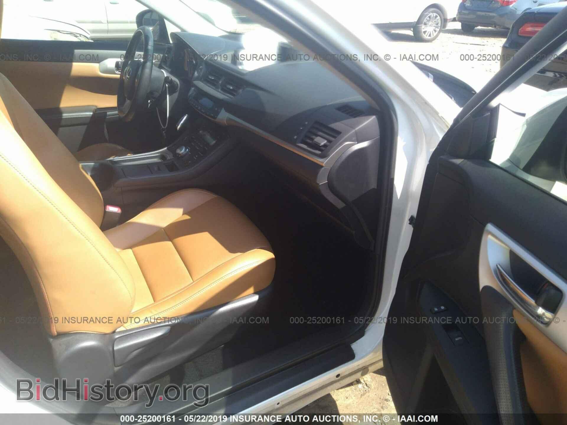 2012 LEXUS CT - VIN: JTHKD5BHXC2109702 - Photo 5